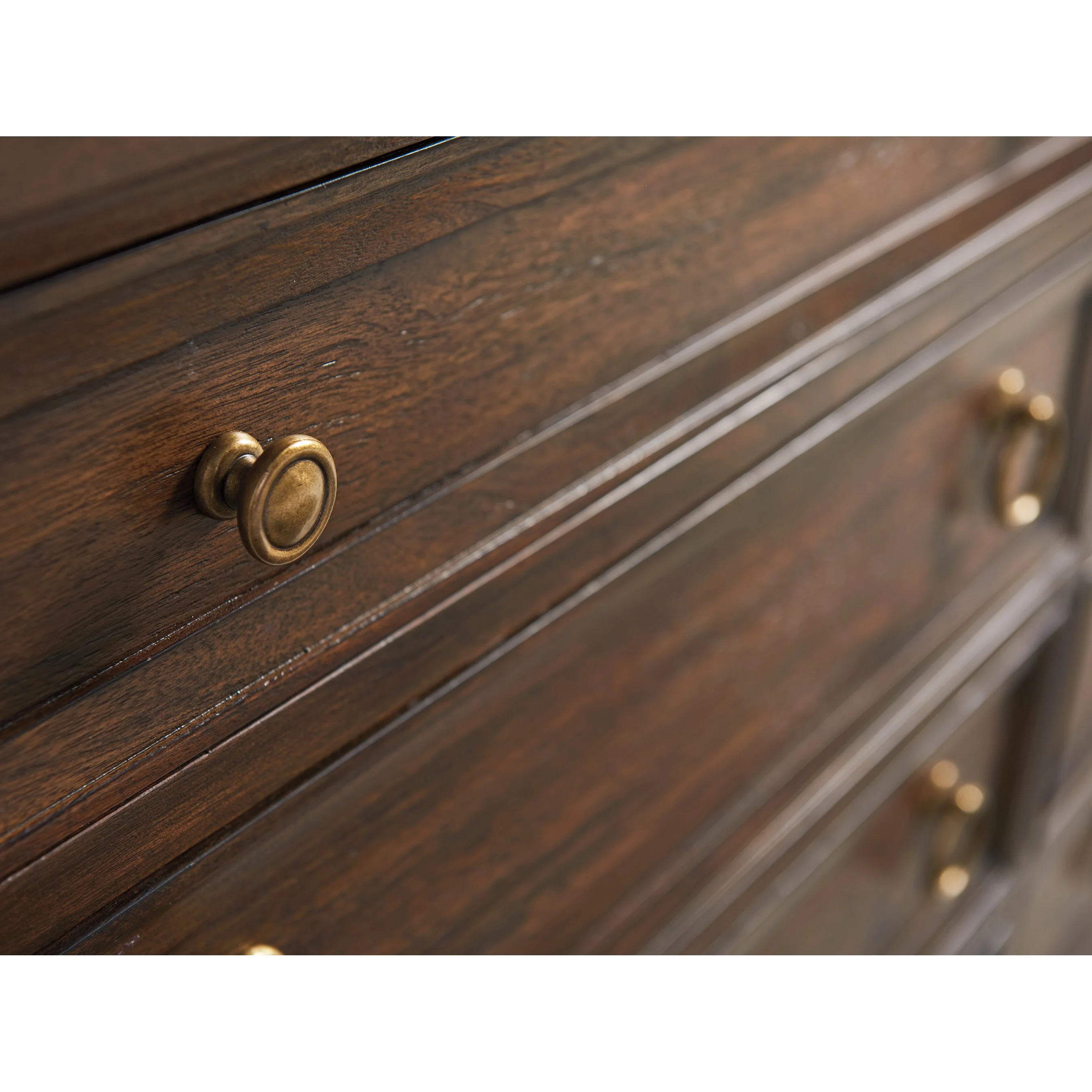 Sereno Triple Dresser - Image 3