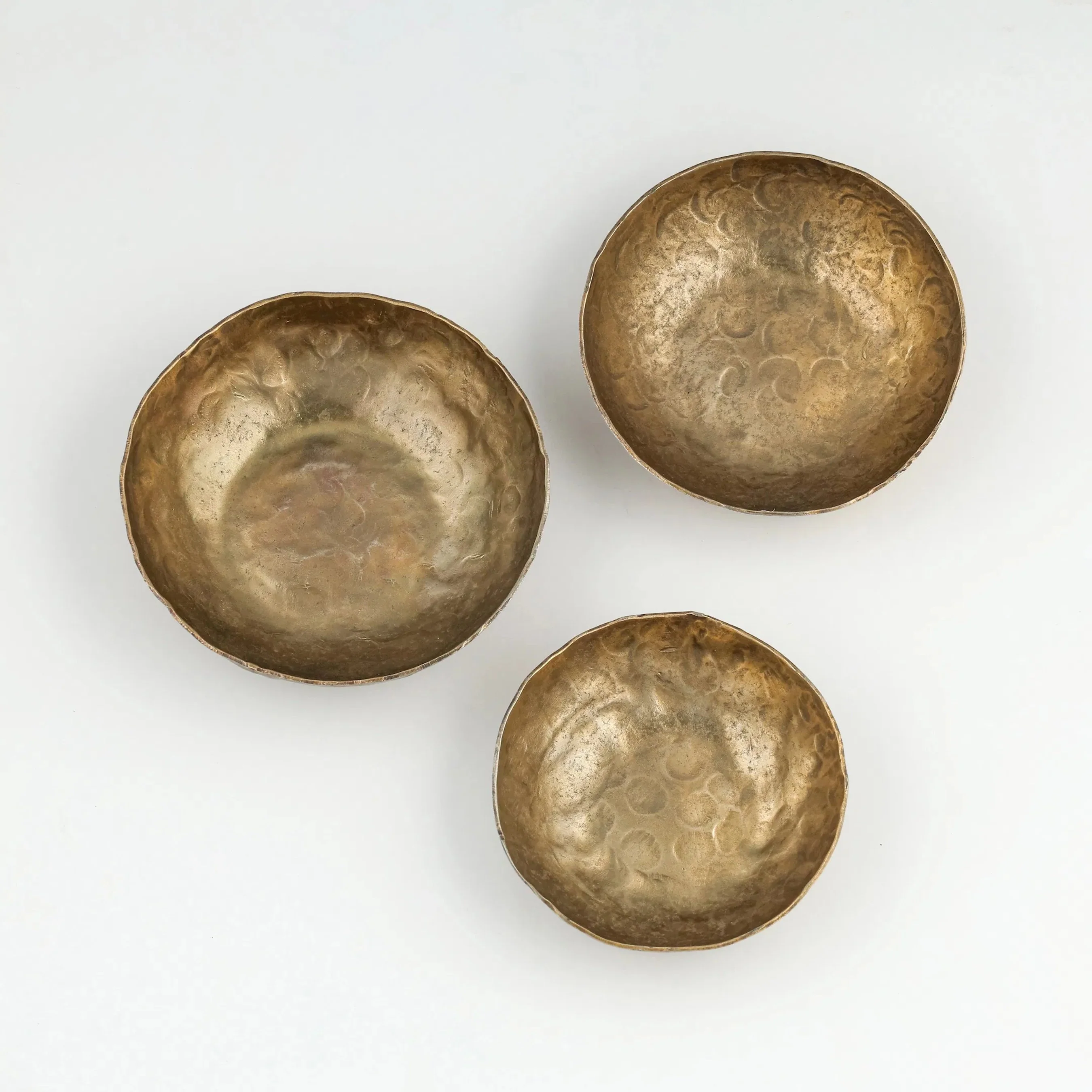 Shah Antique Hammered Catchall Round Bowls (Set of 3) - Image 5