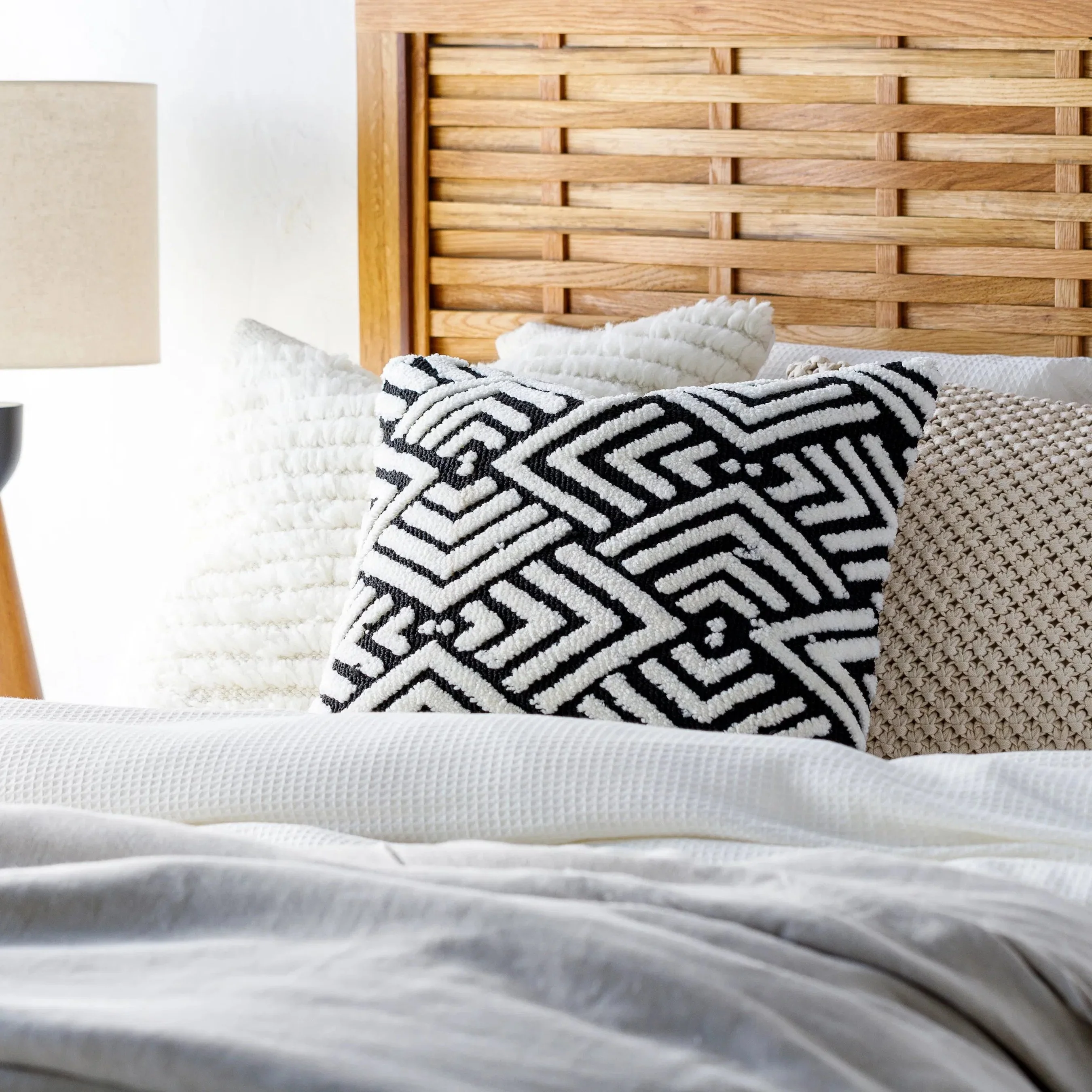 Sheldon Pillow - 28849 - Image 4