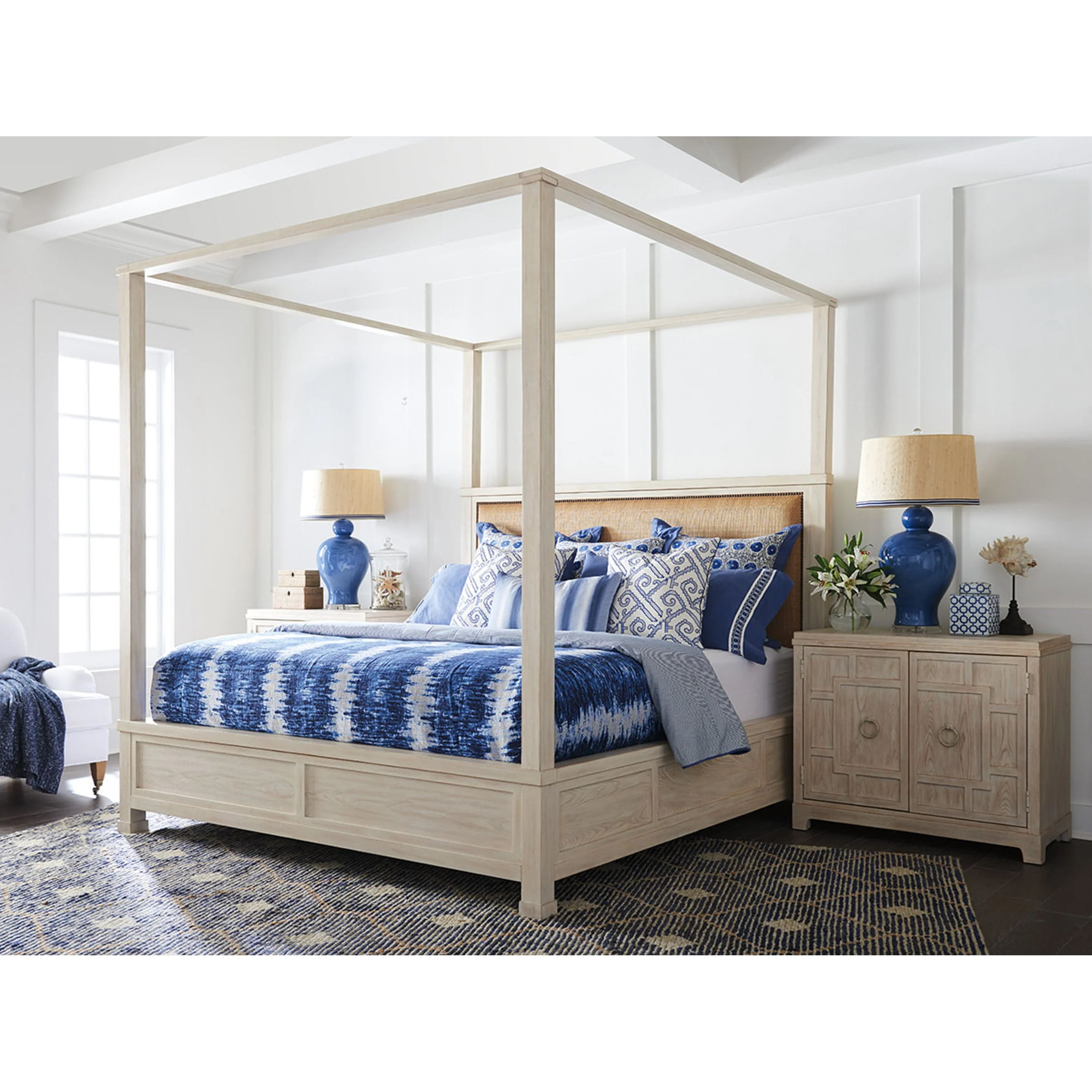 Shorecliff Canopy Bed - Image 7