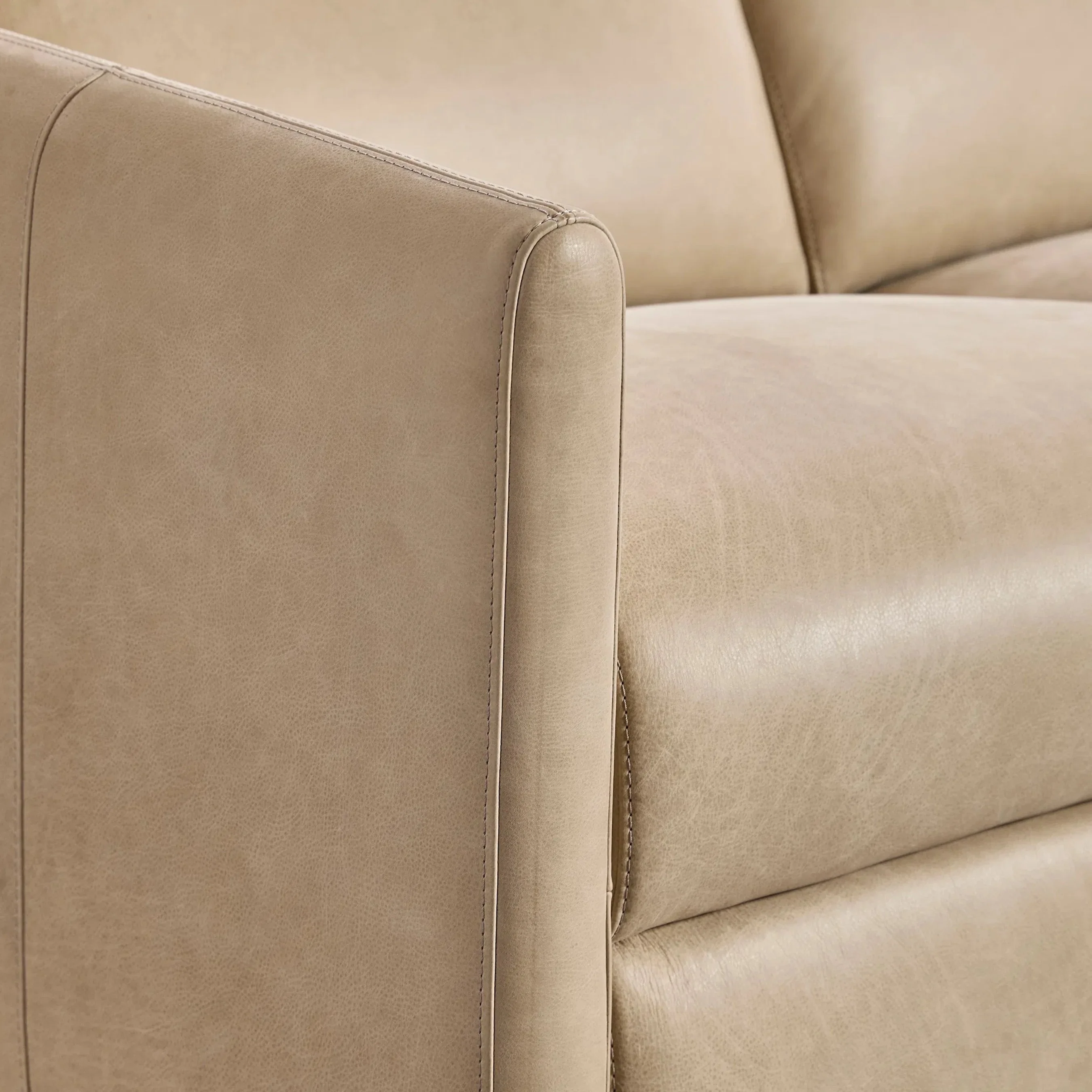 Sierra Leather Power Motion Sofa - Image 8
