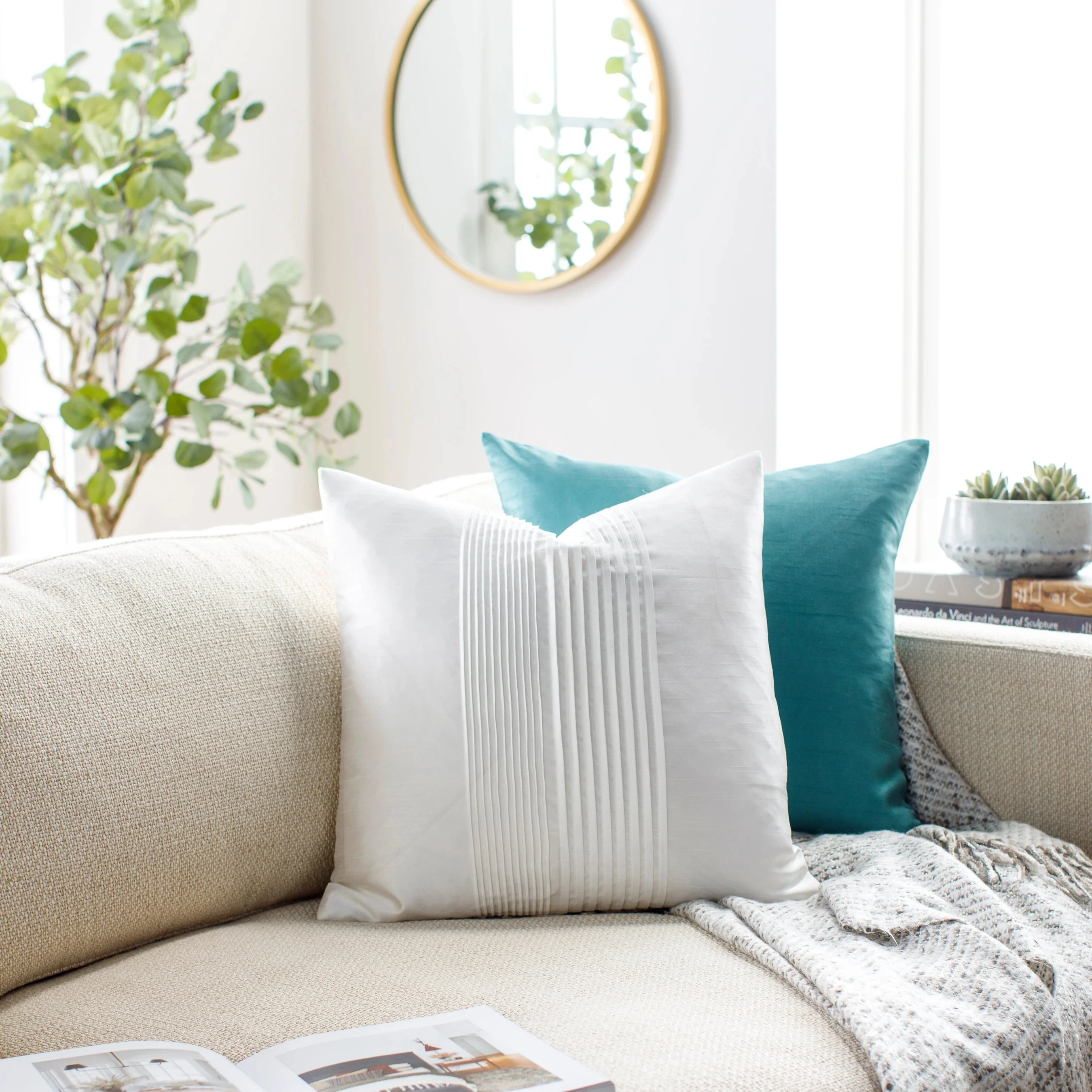 Solid Pleated Pillow - 21333 - Image 12