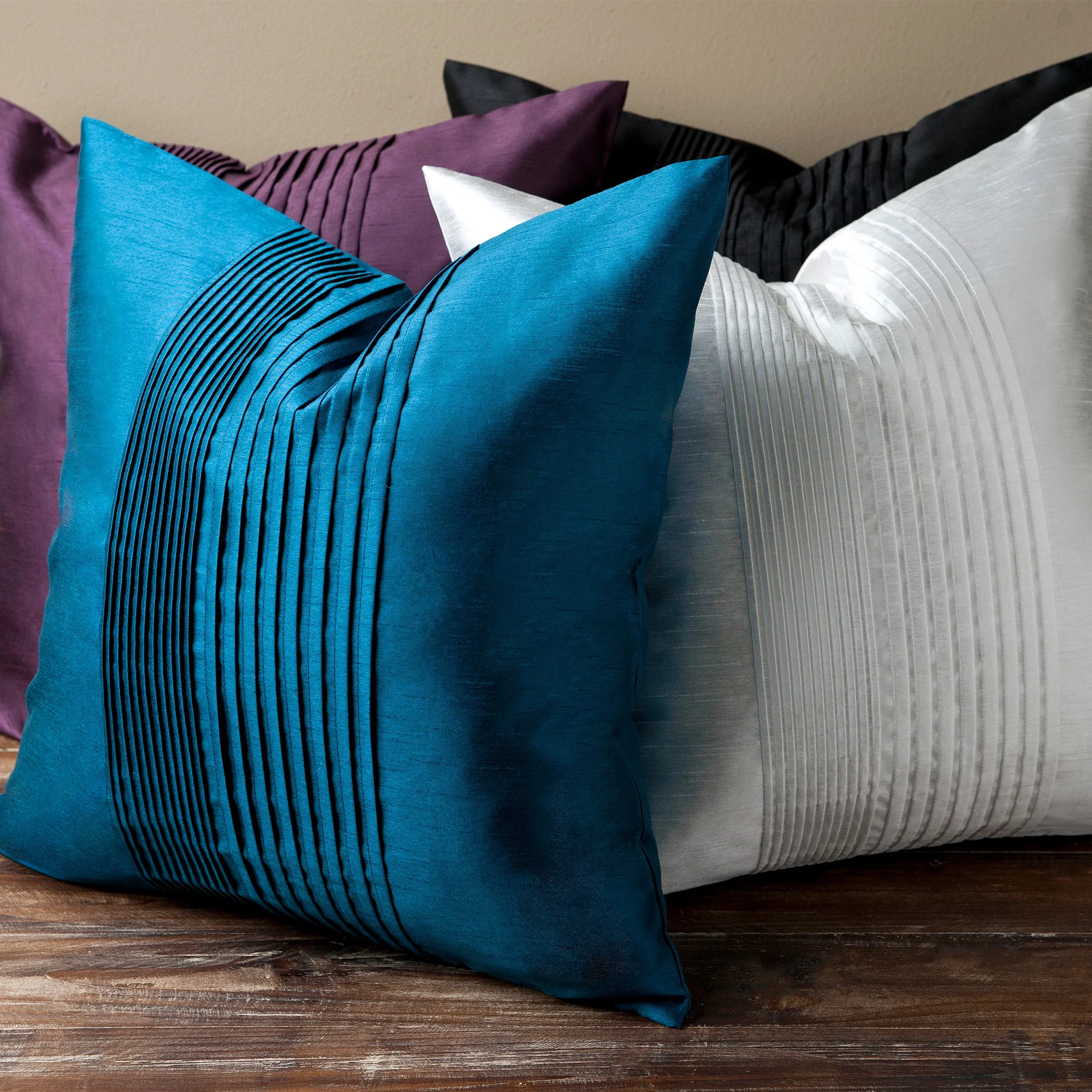 Solid Pleated Pillow - 21333 - Image 14