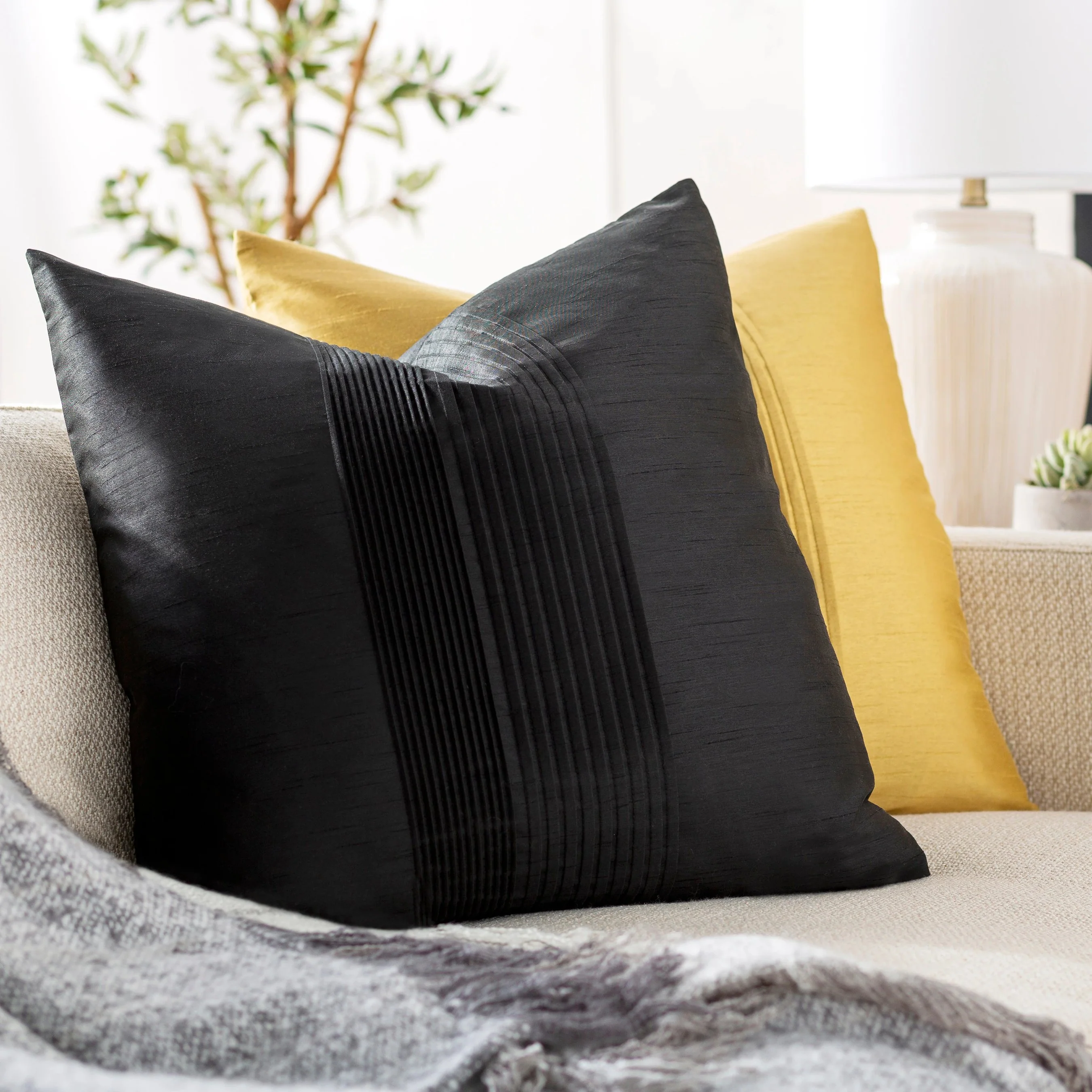Solid Pleated Pillow - 21333 - Image 16