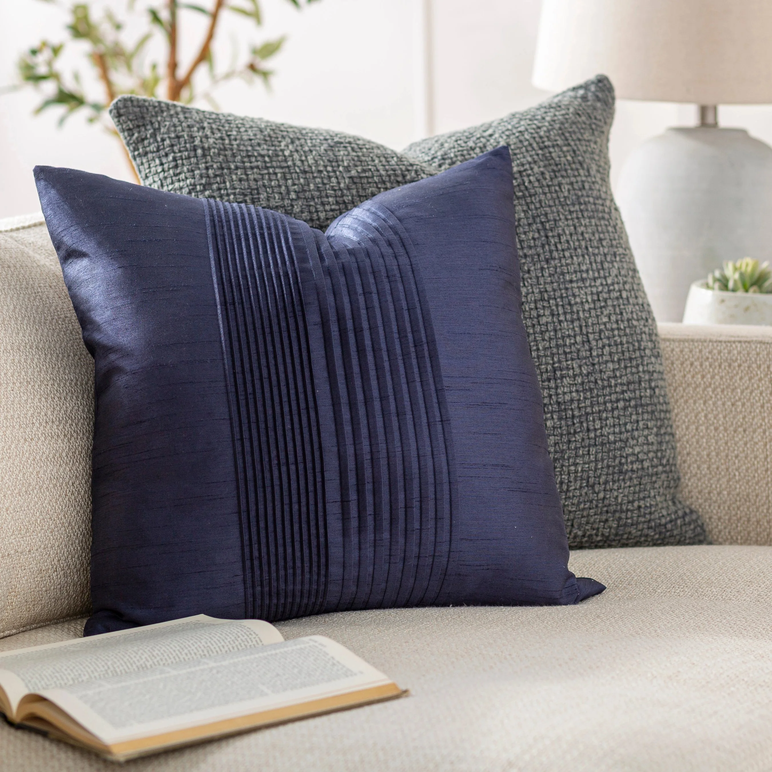 Solid Pleated Pillow - 21333 - Image 17