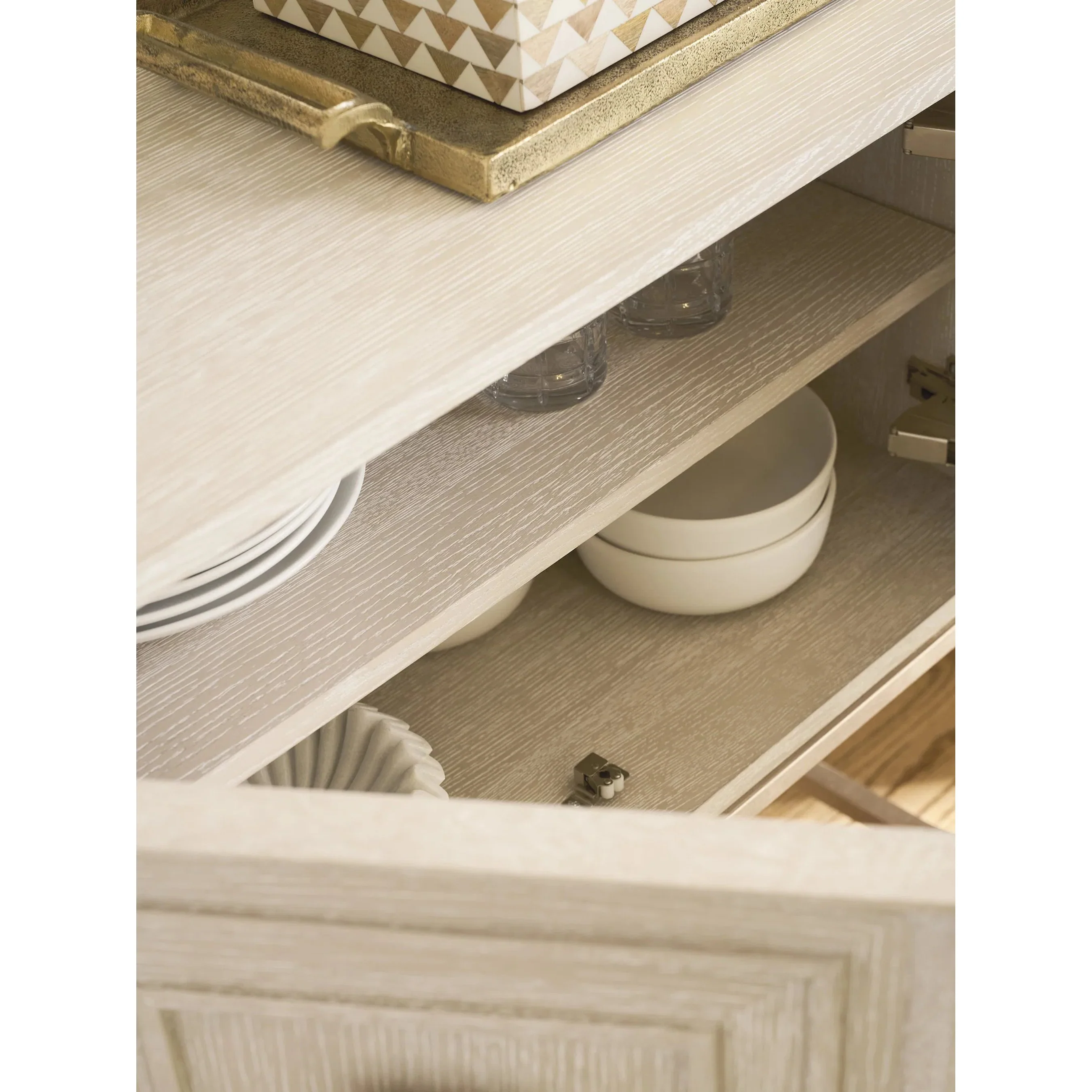 Soriano Sideboard - Image 5