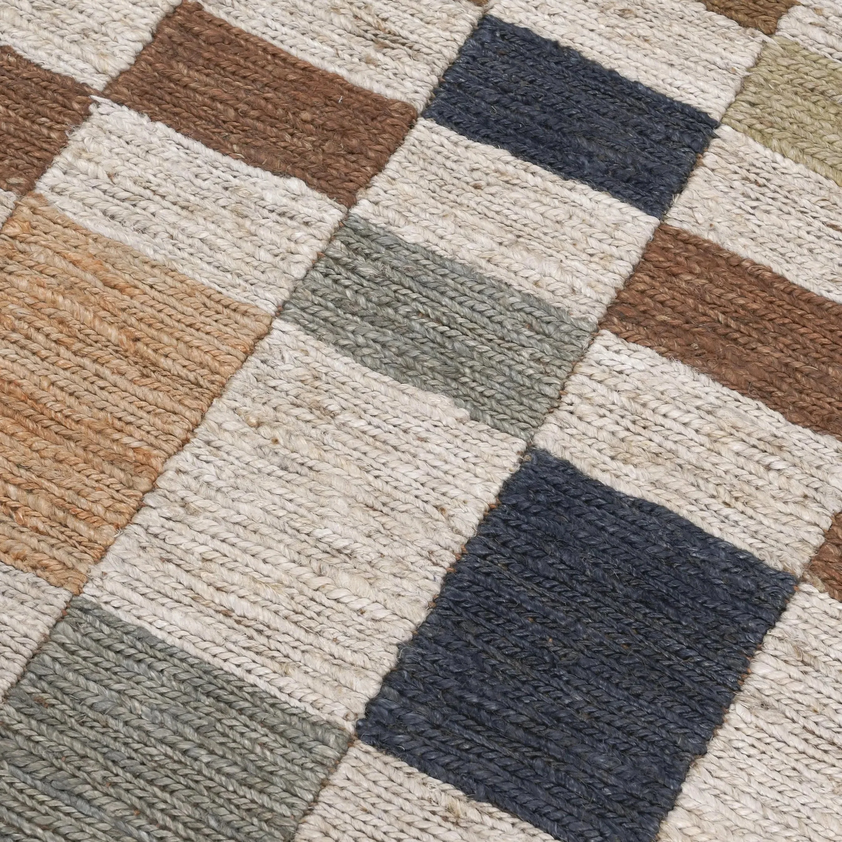 Soumak Jute Checkered Multi-Color Rug - Image 12