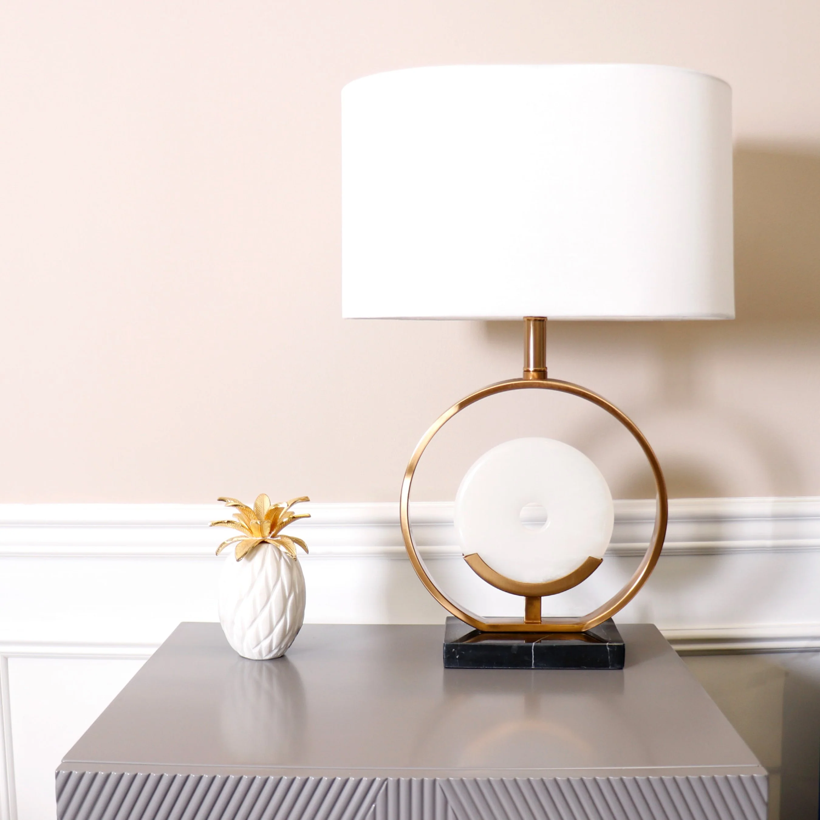 Sphere Circular Table Lamp - Image 4