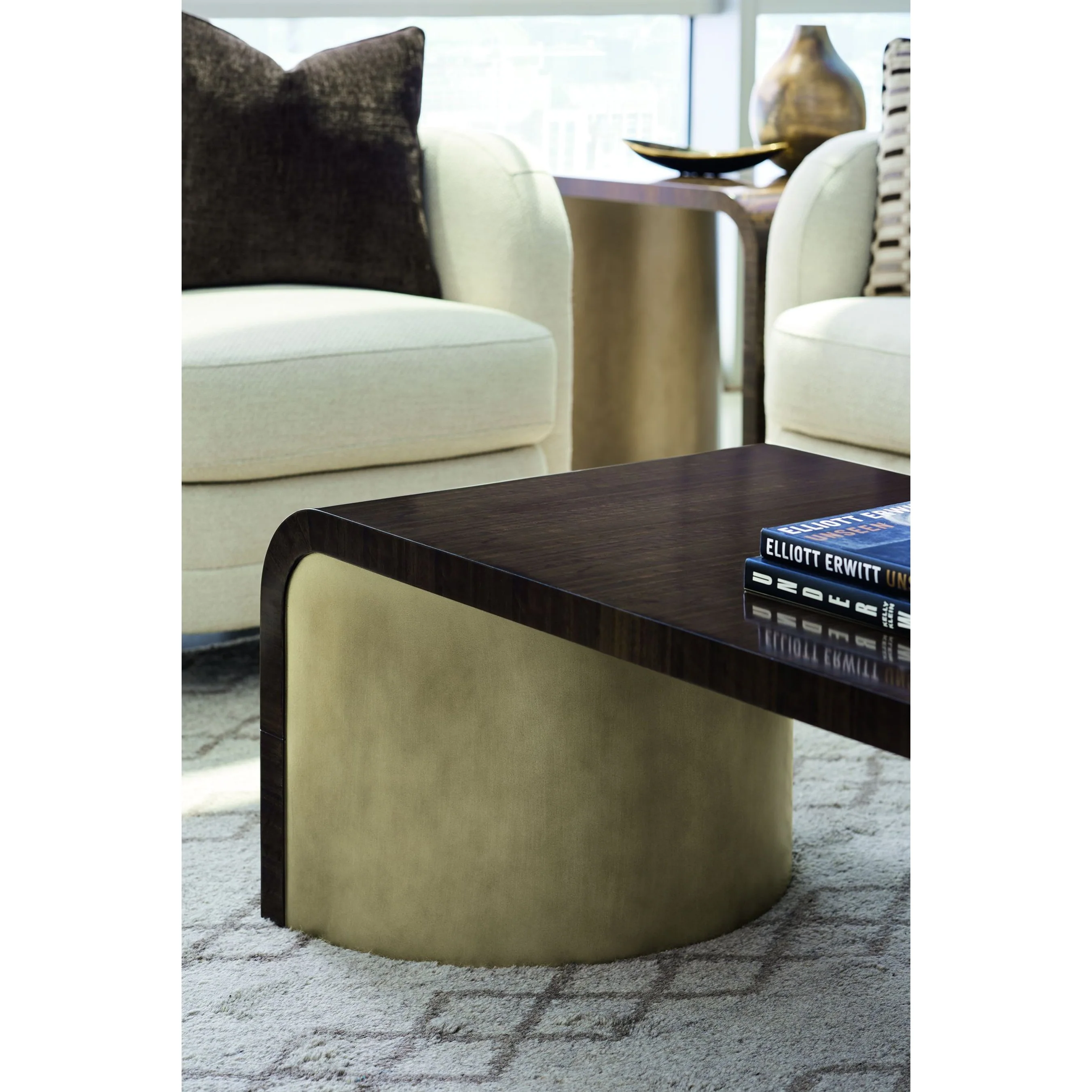 Streamline Cocktail Table - Image 4