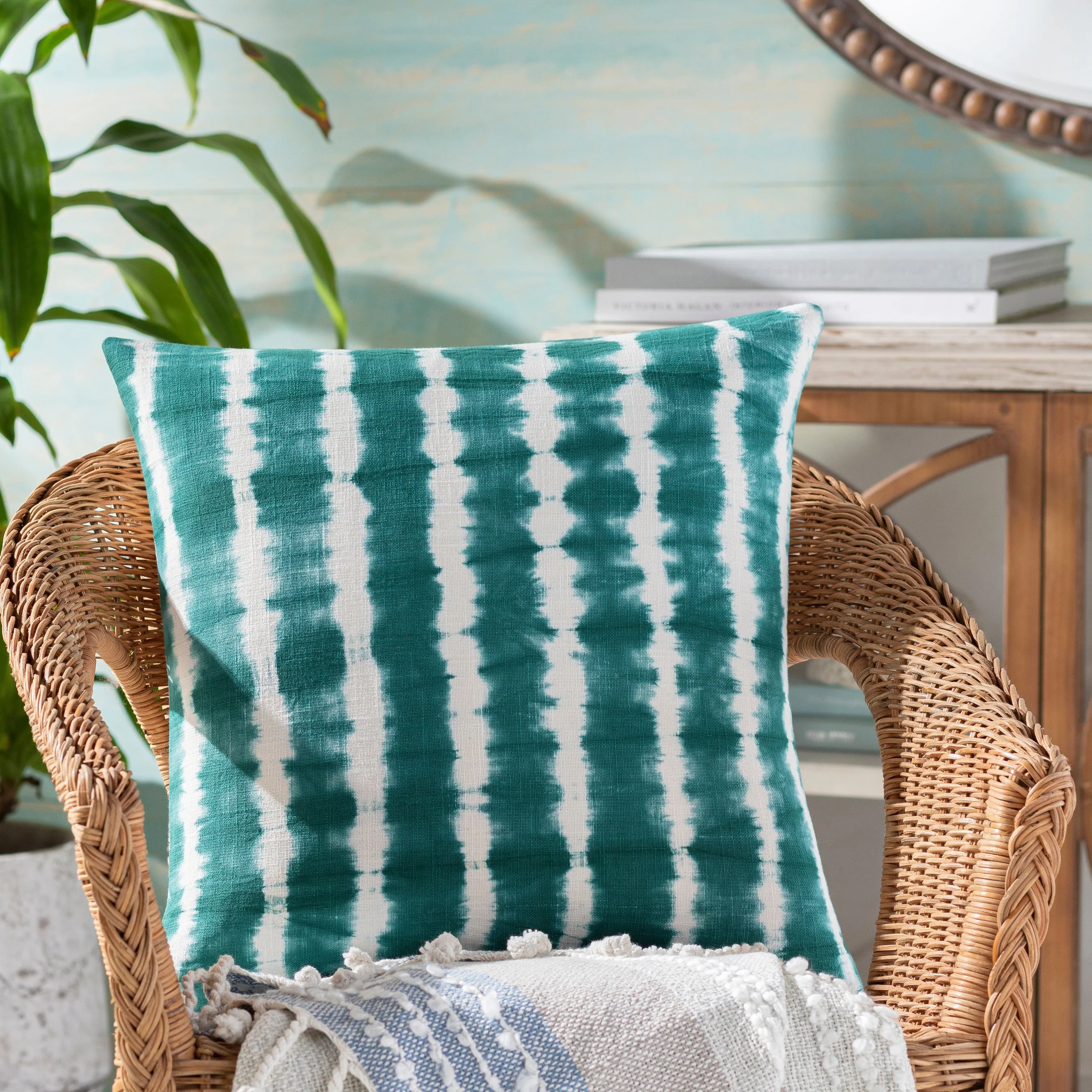 Suji Indoor/Outdoor Pillow - Image 4