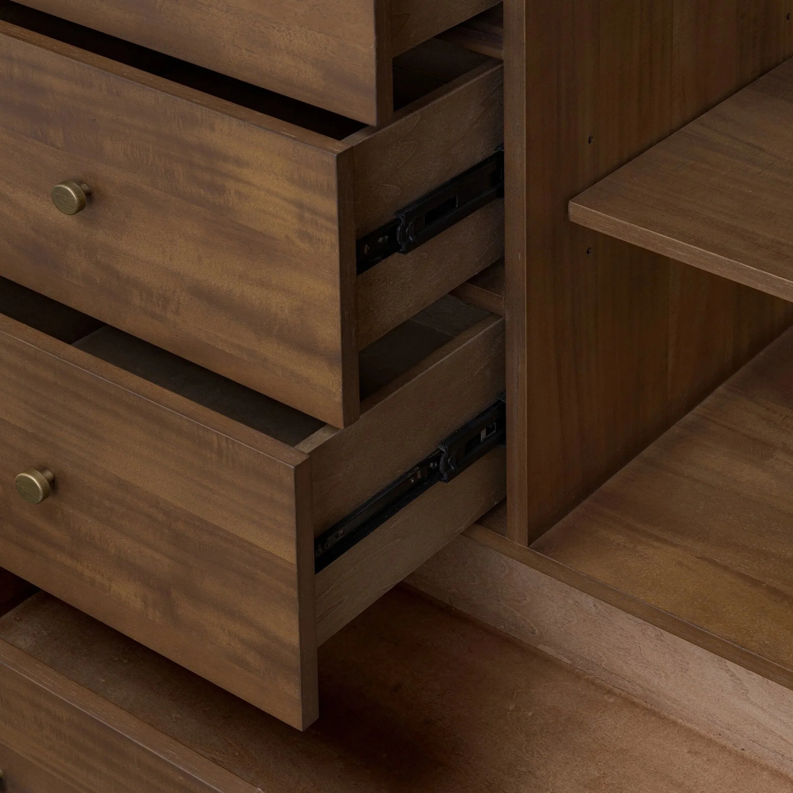 Sullivan Chest - Image 14