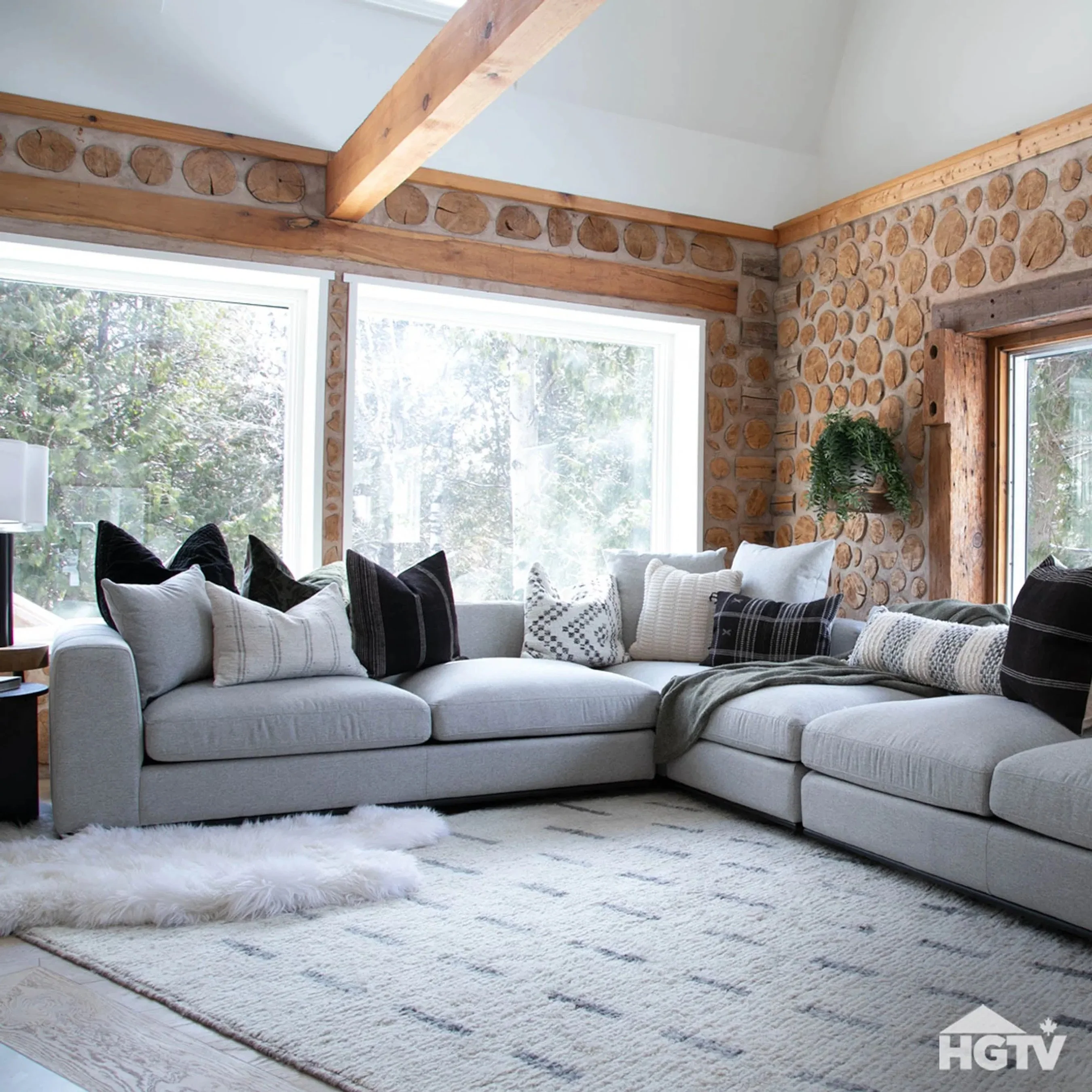 Sullivan Sectional RHF Sofa - Image 6