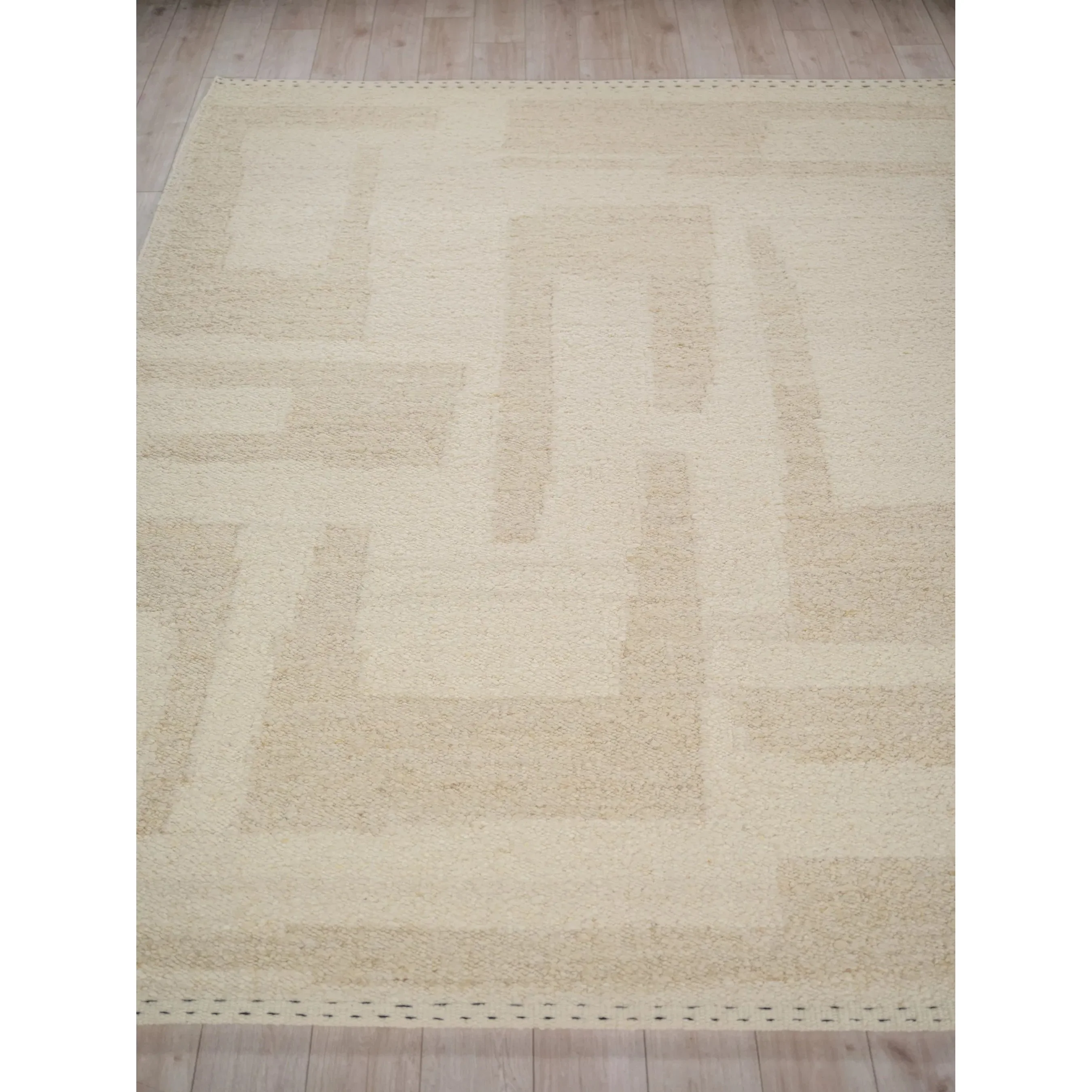 Sunstone 7487 Rug - Image 3