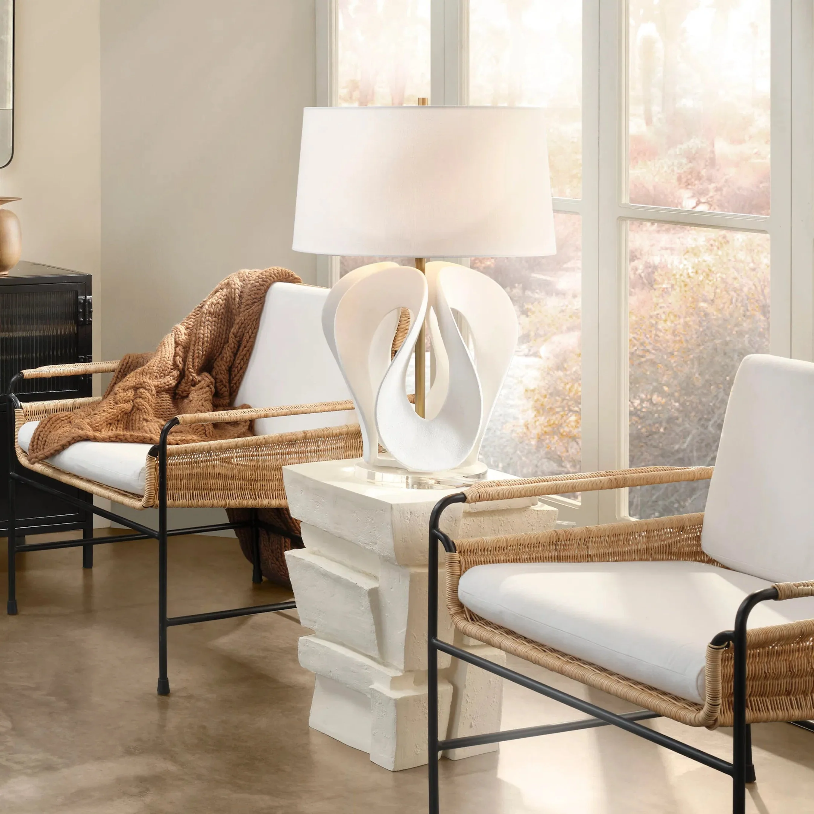 Swan Table Lamp - Image 2