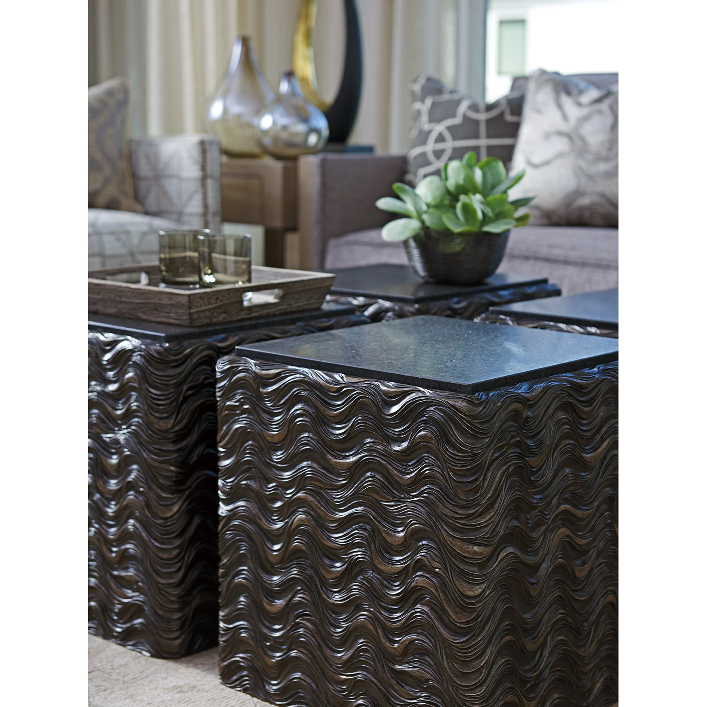 Talk of the Town Cube End Table - Image 4