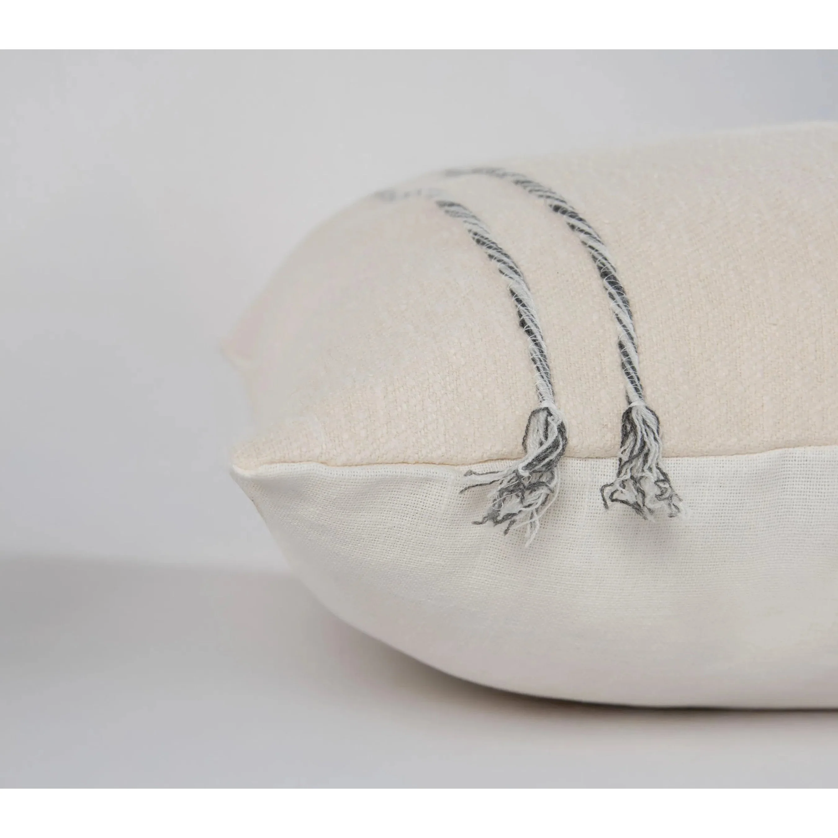 Tama Pillow - Image 4