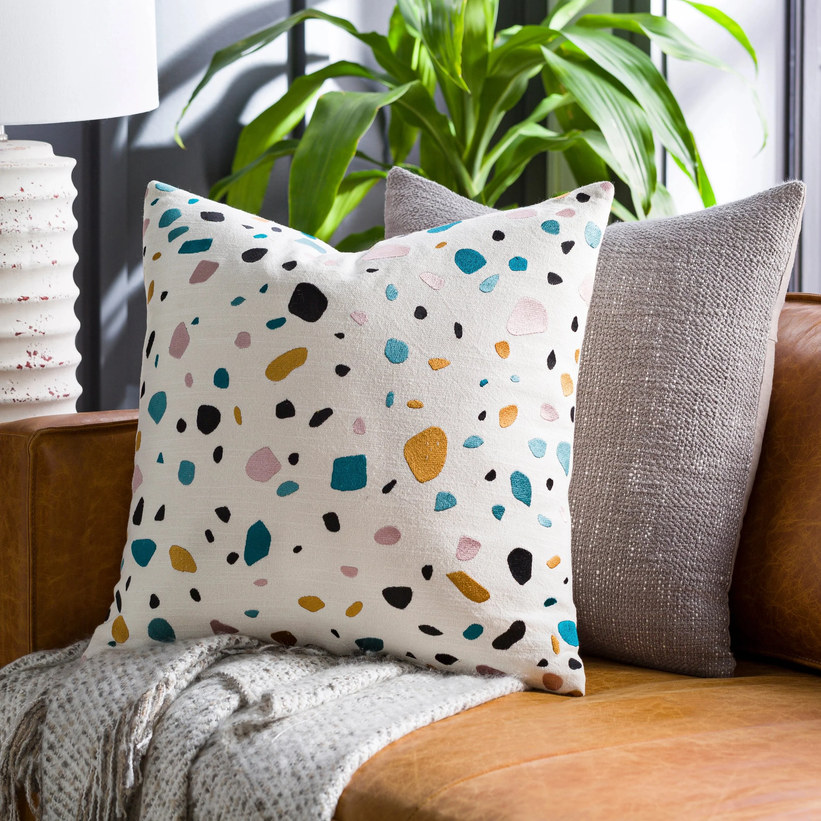 Terra Pillow - 18719 - Image 7
