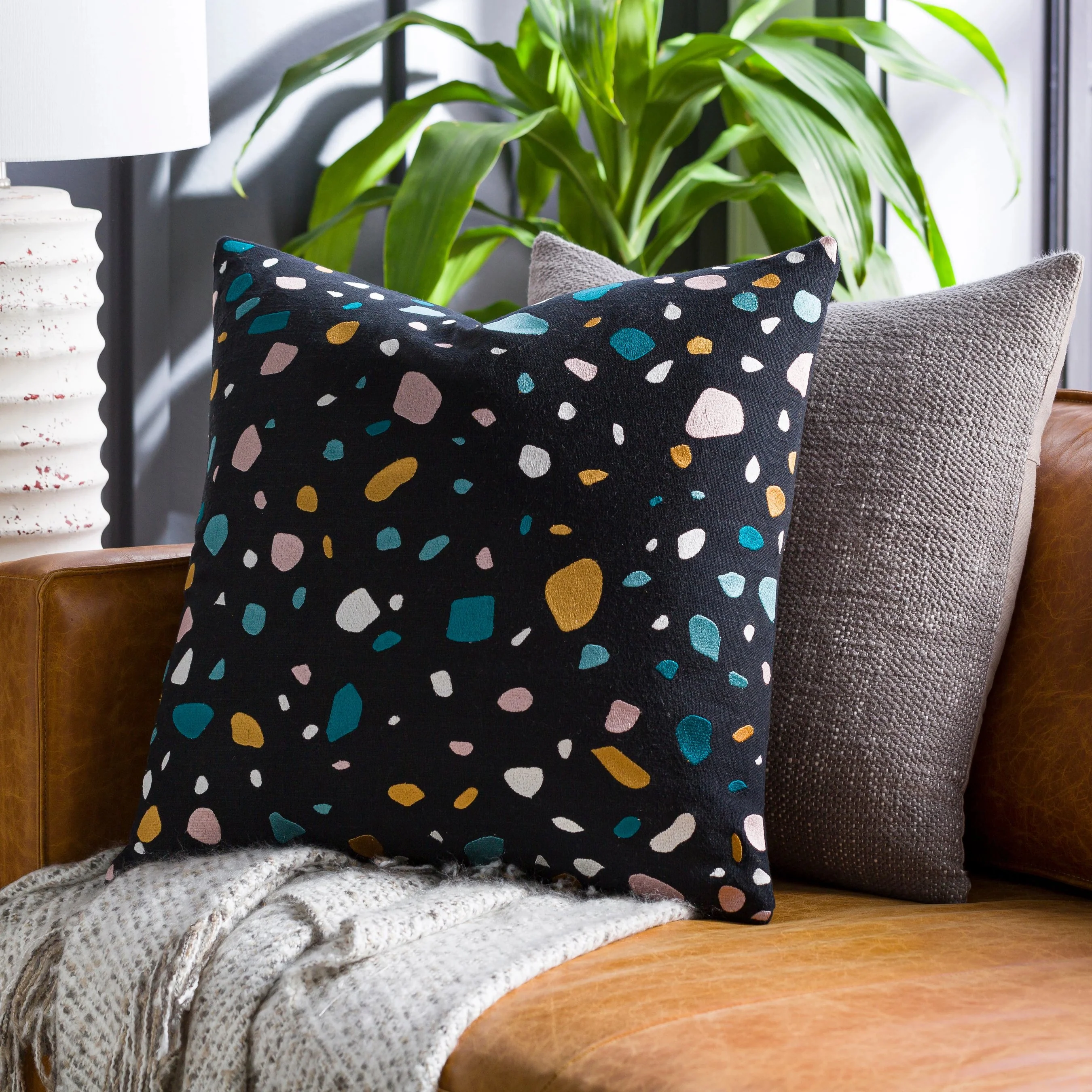 Terra Pillow - 18719 - Image 8