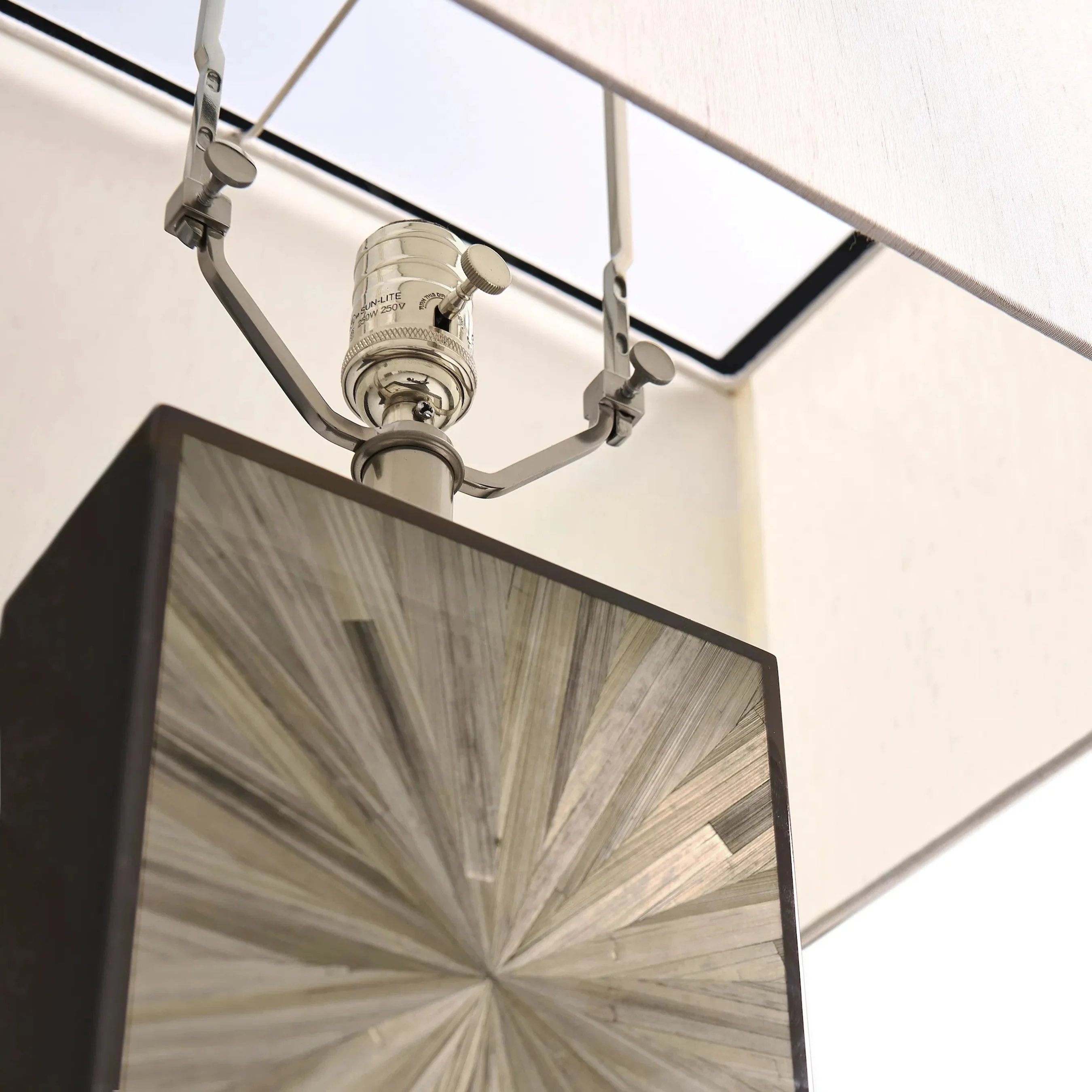 Terra Vertical Table Lamp - Image 7