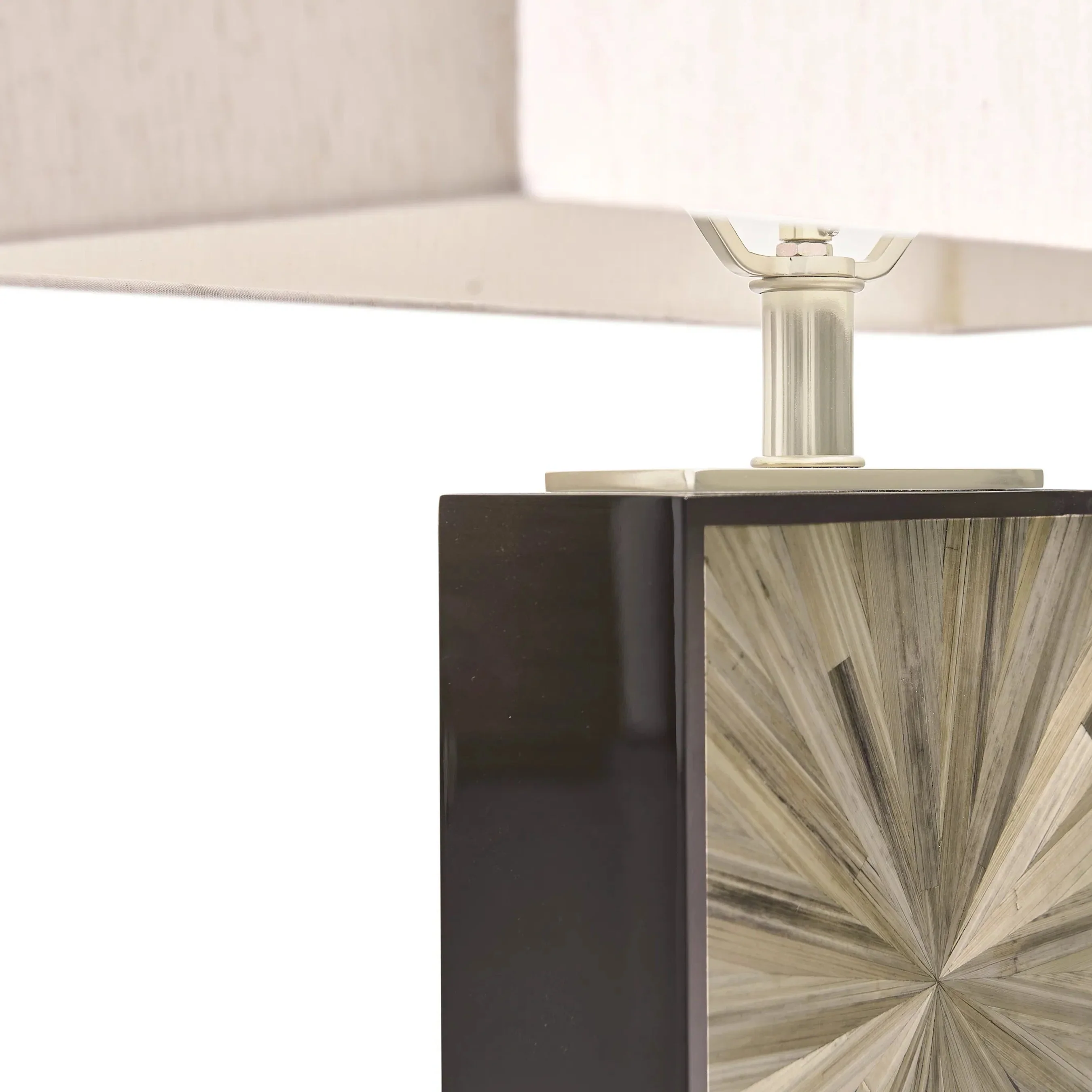Terra Vertical Table Lamp - Image 8