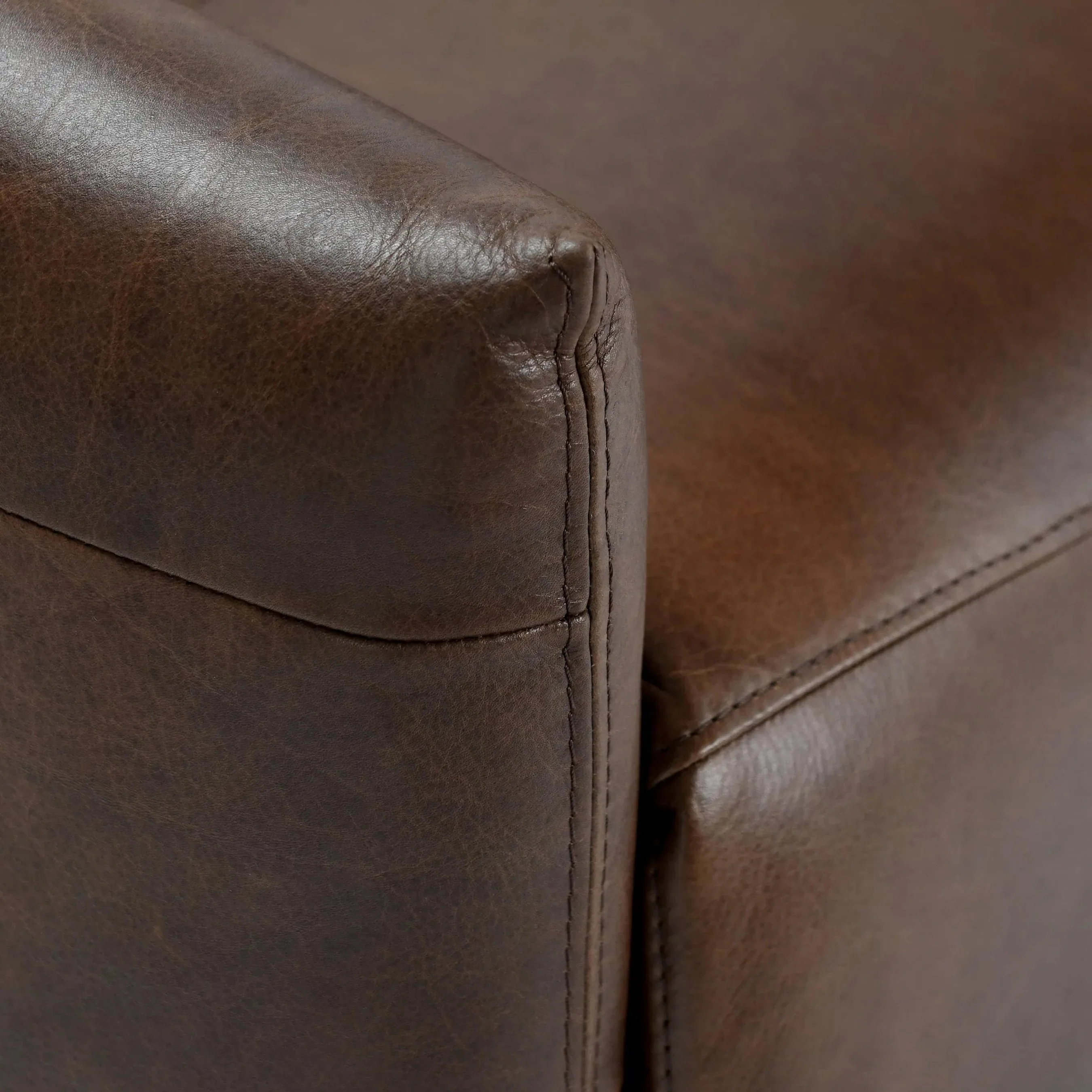 Thaya Leather Power Recliner Chair - Image 15