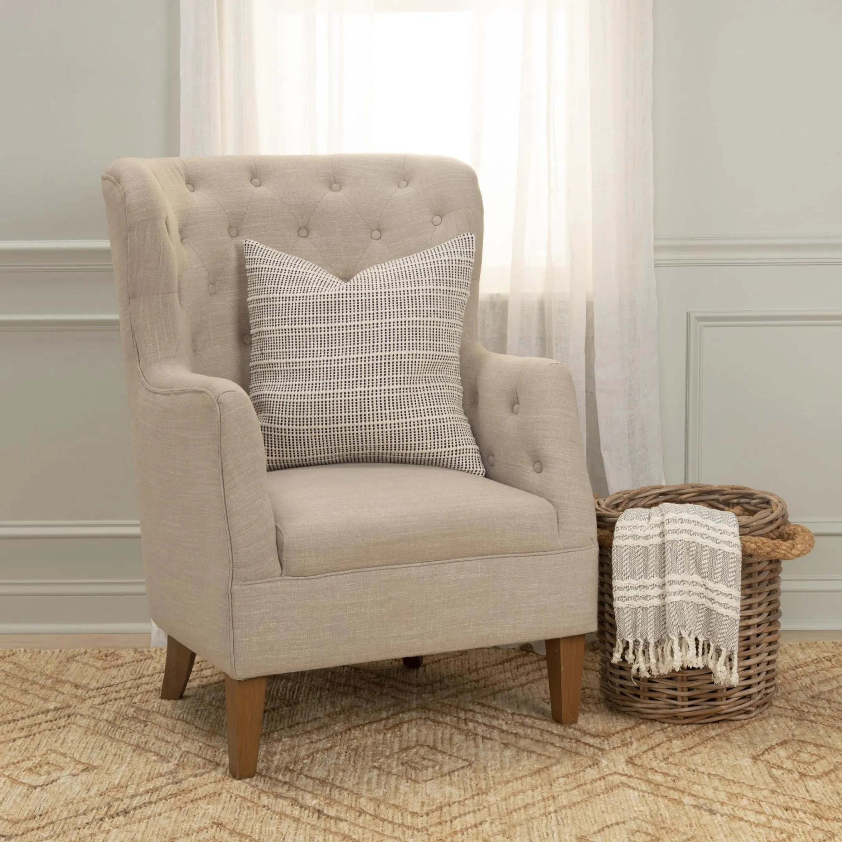 Treutlen Pillow - Image 4