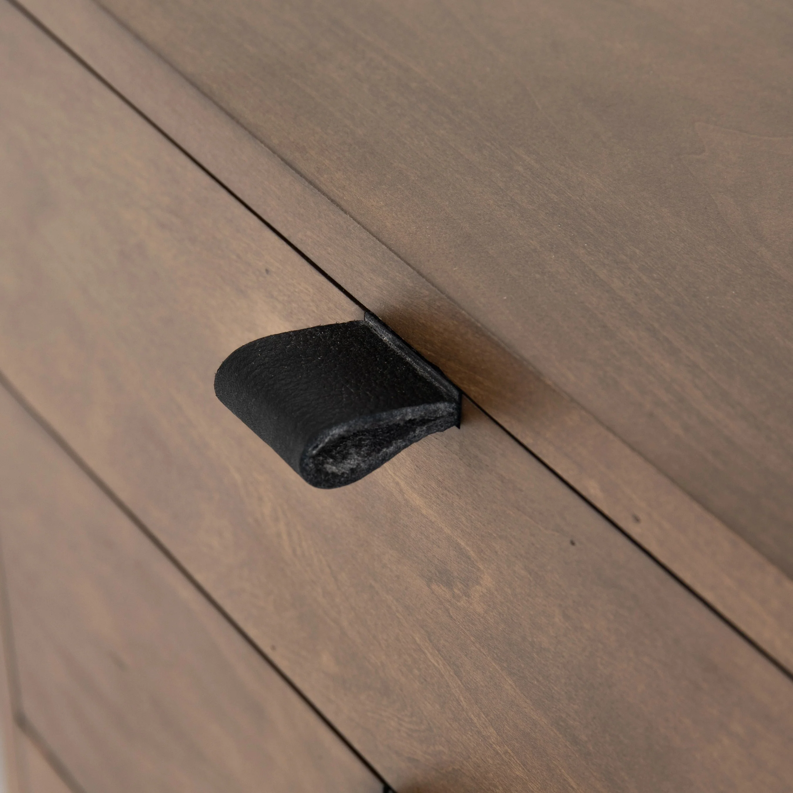 Trey Executive Desk - Image 29