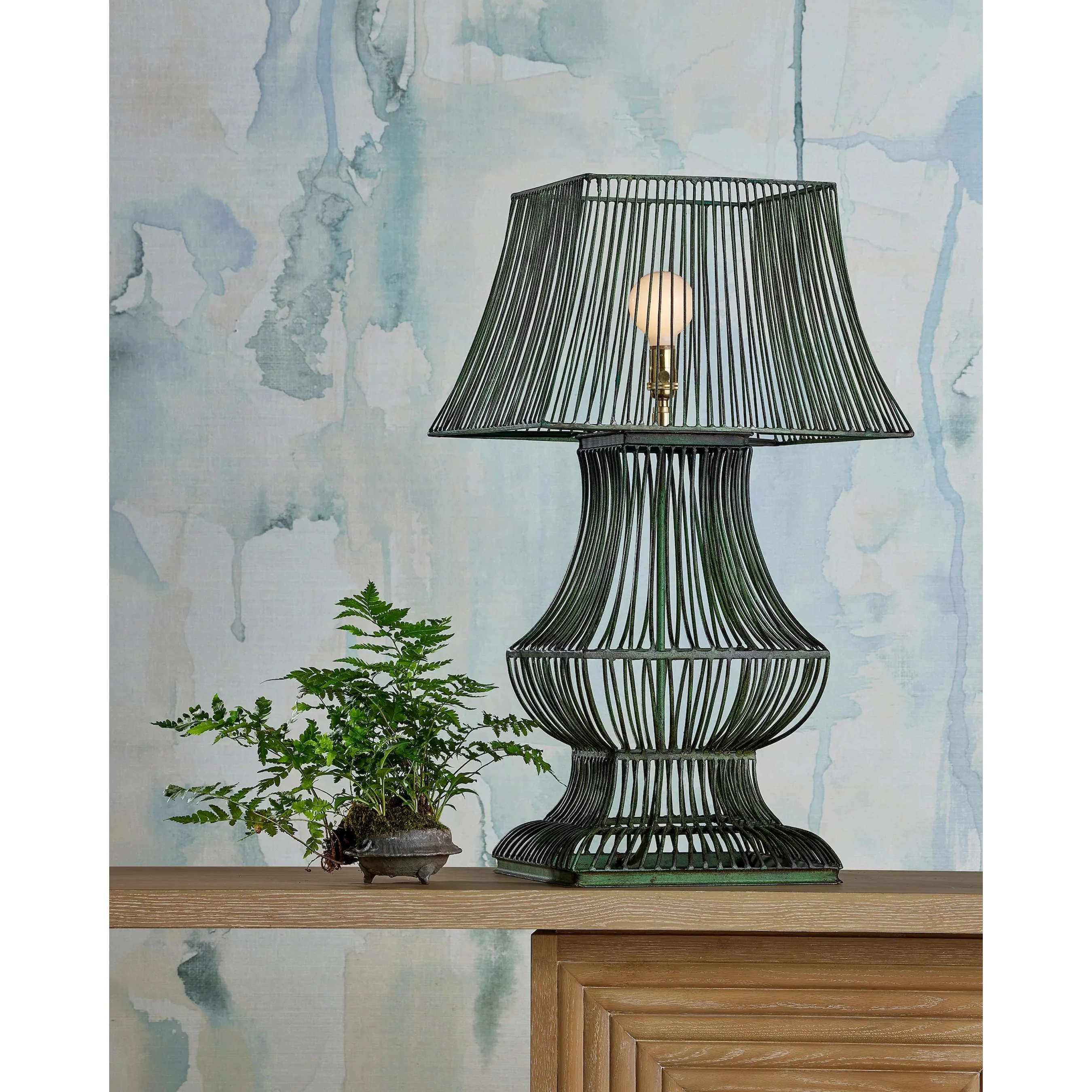 Tuteurs Table Lamp - Image 6