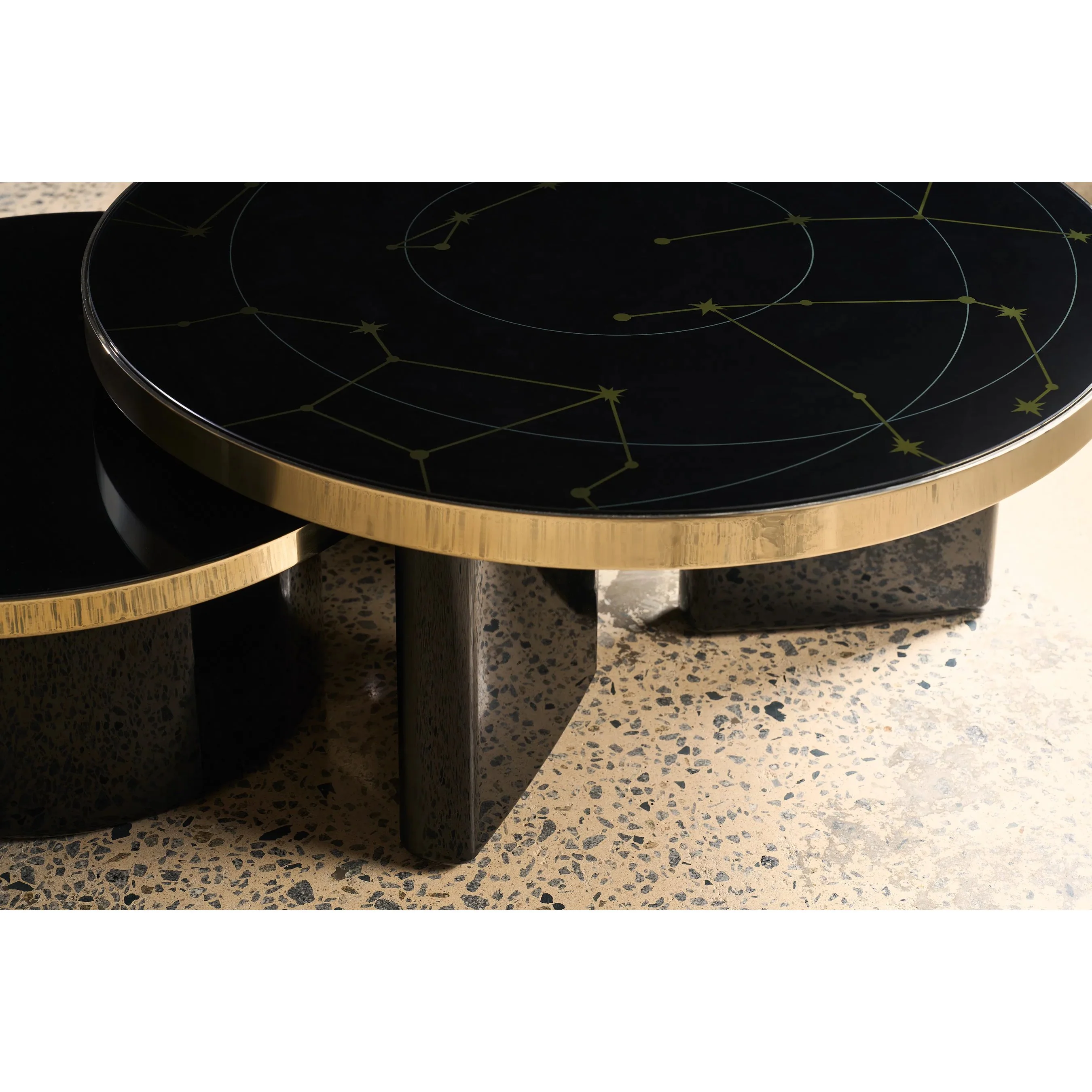 Umbra Large Cocktail Table - Image 5