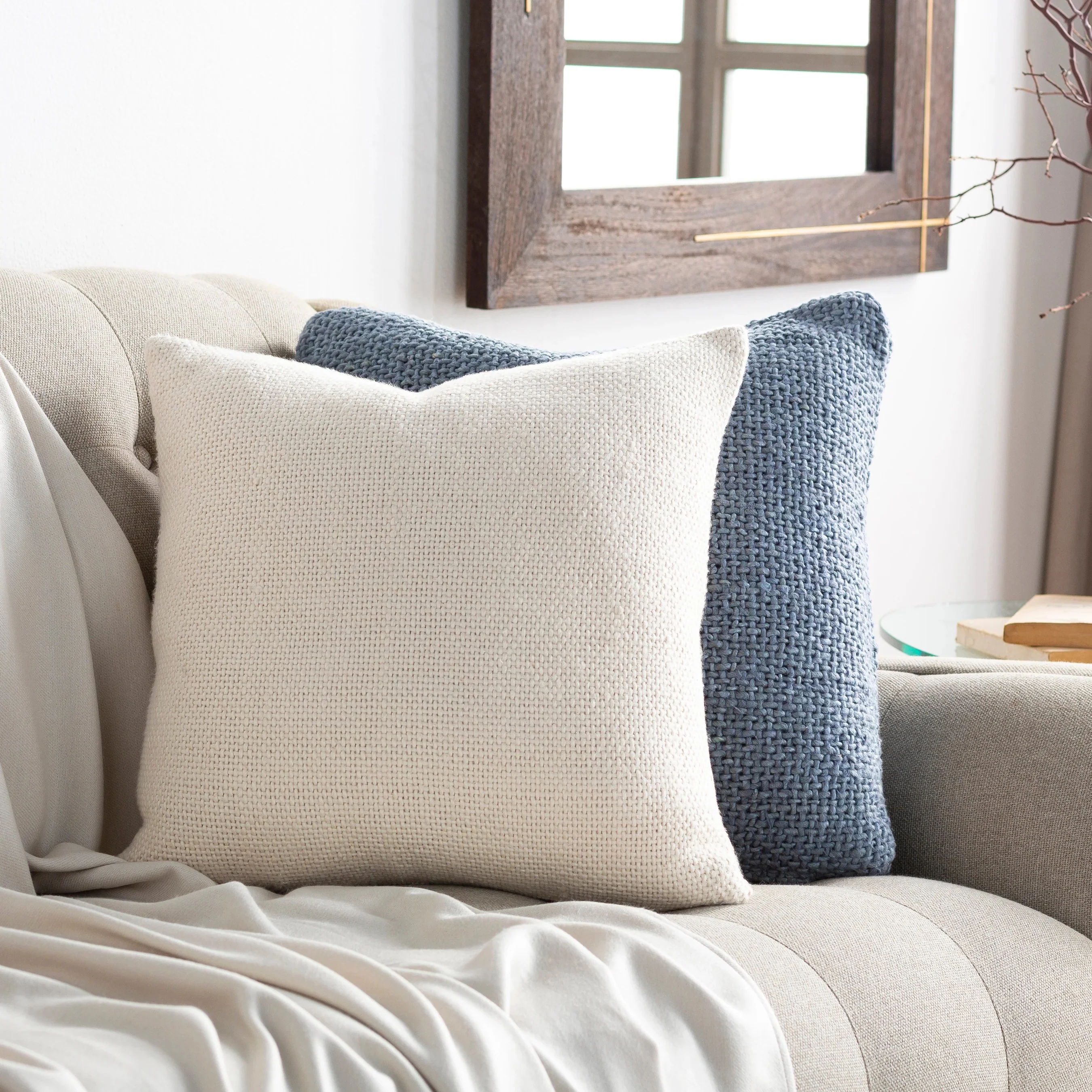 Vanessa Pillow - 10904 - Image 6
