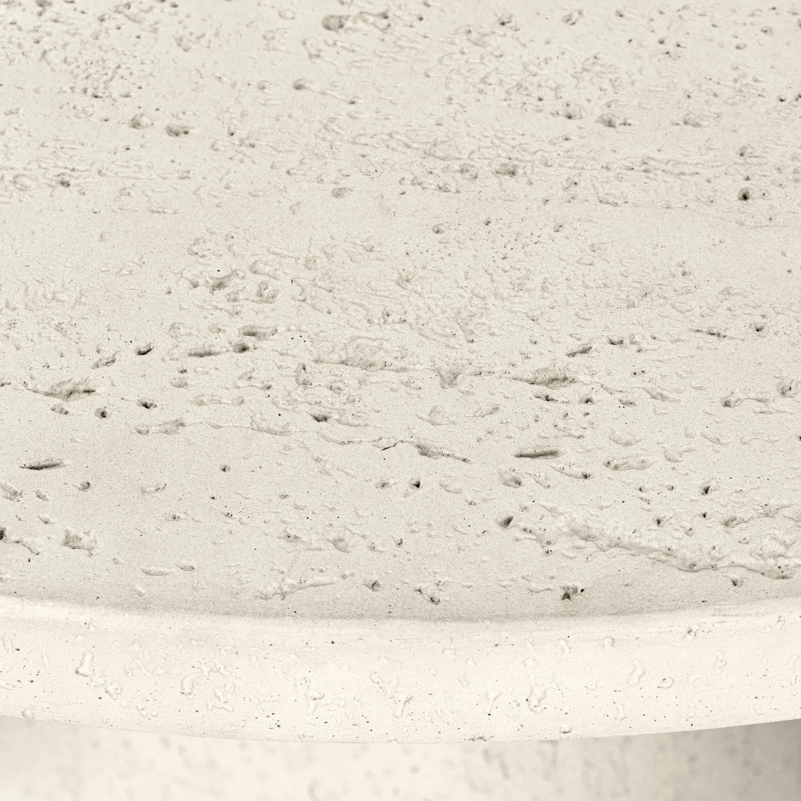Varda Outdoor Dining Table - Image 7