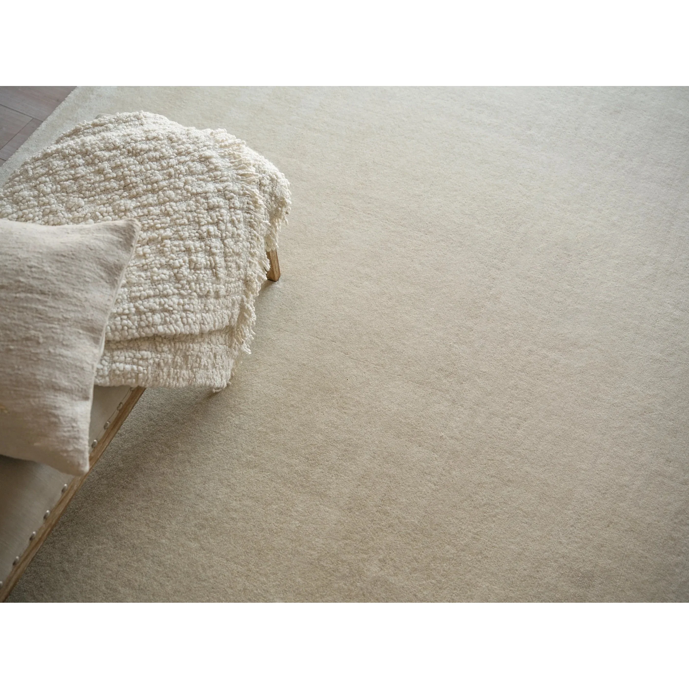 Velutto Modern Rug - Image 32