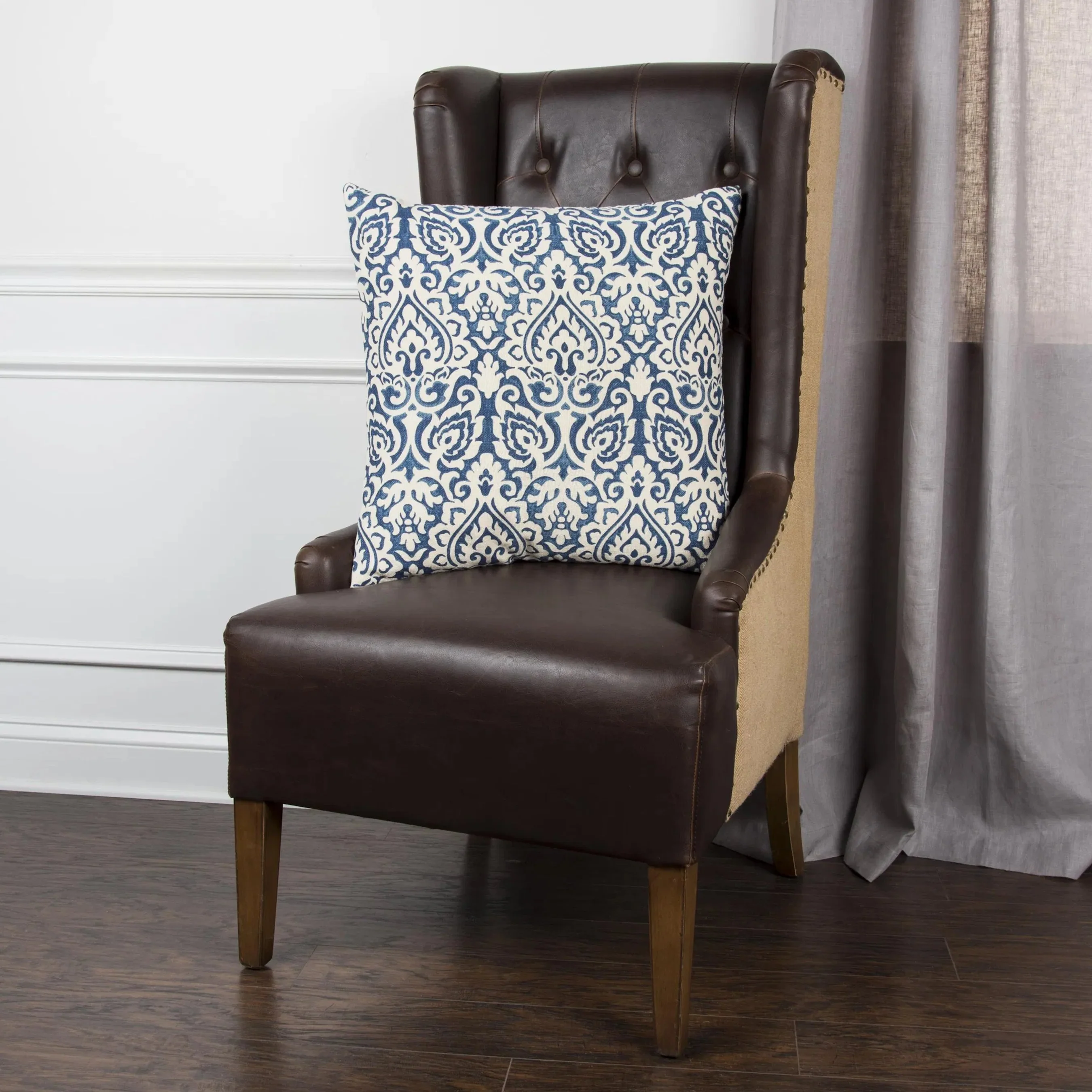 Victoria Pillow - Image 3