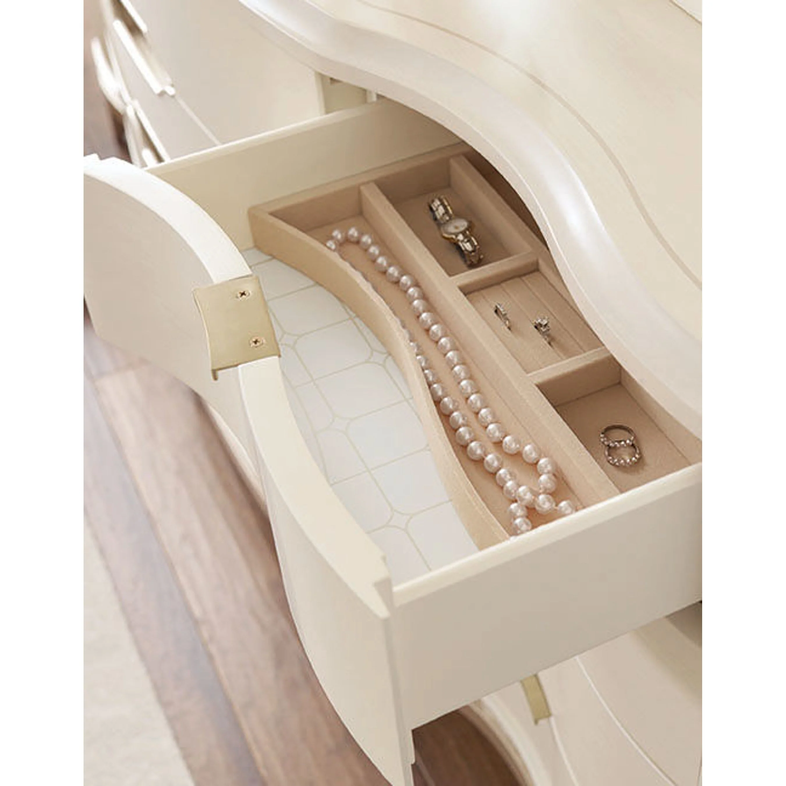 Washed White Dresser - Image 3
