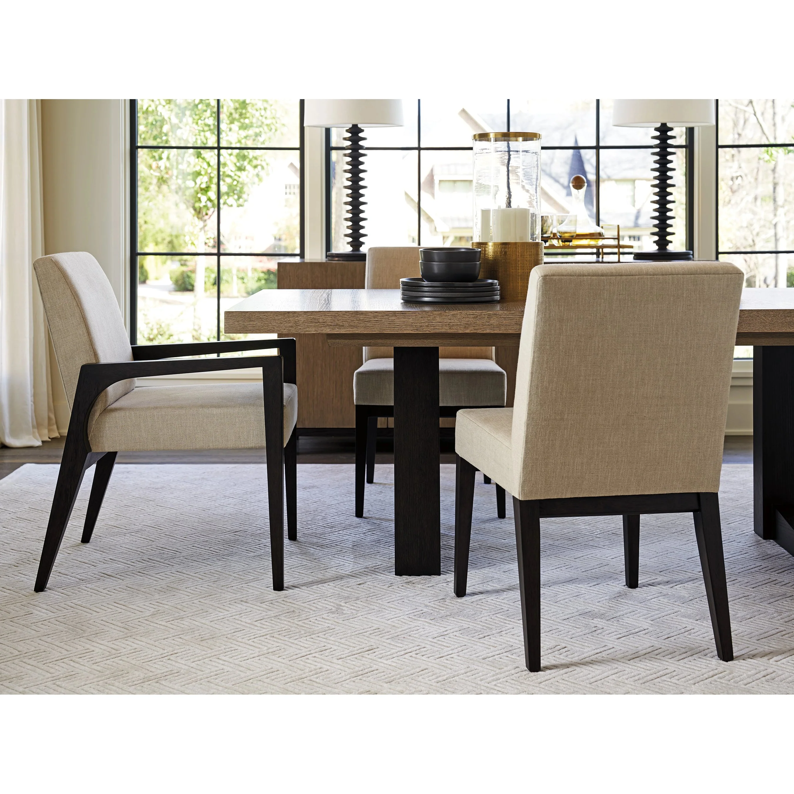 Wellesley Rectangular Dining Table - Image 9