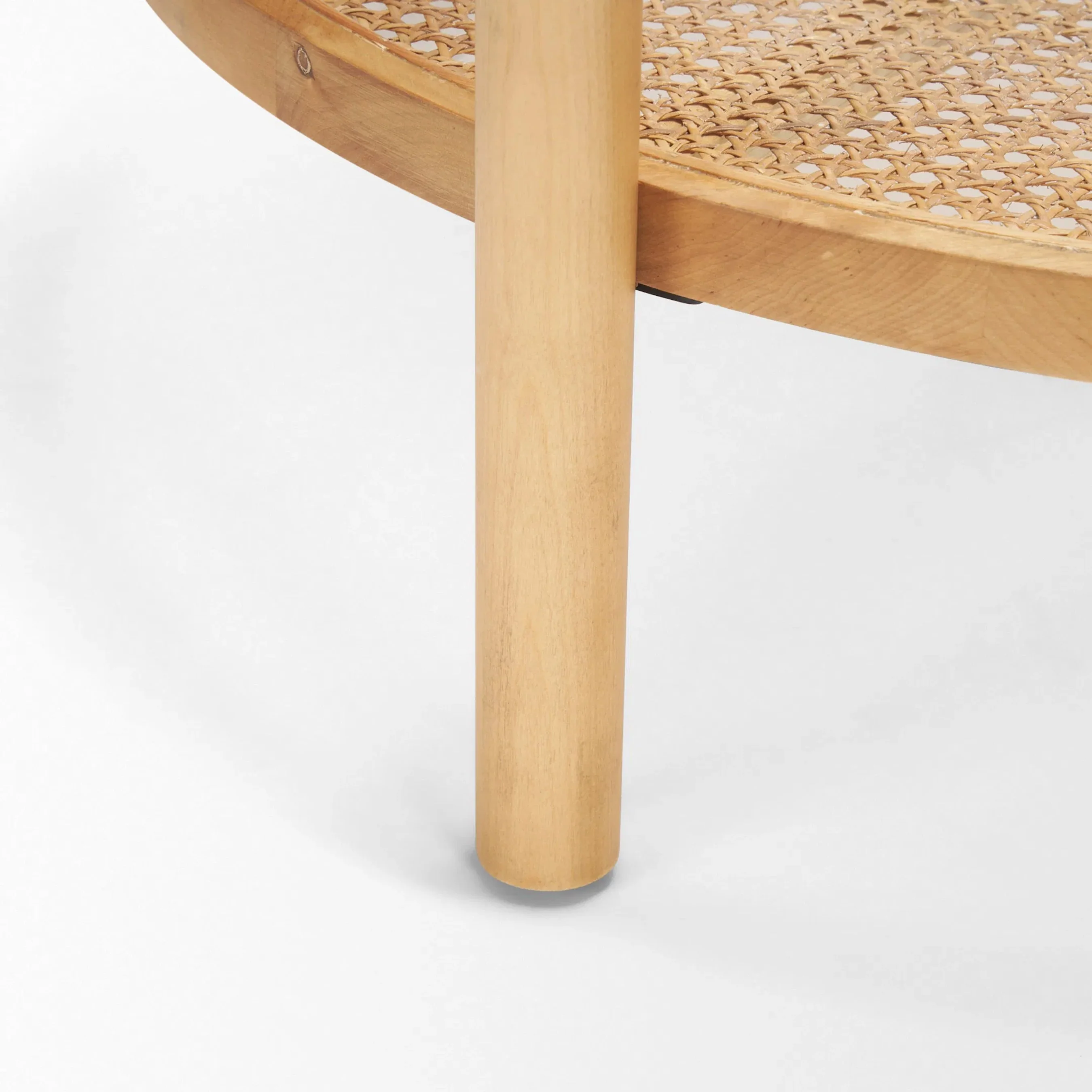 Weslyn Coffee Table - Image 8