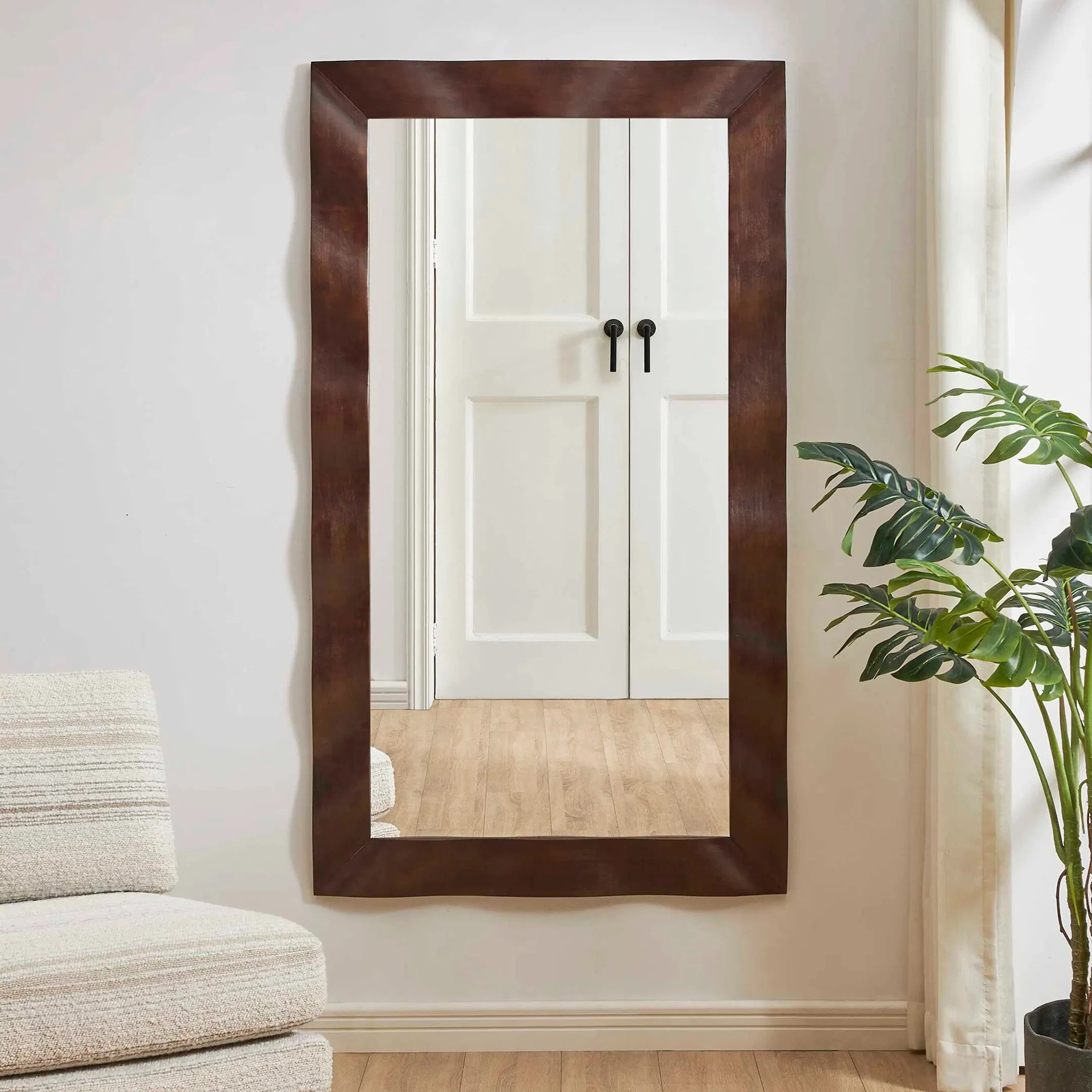 Wrinkle Wavy Mirror - Image 5