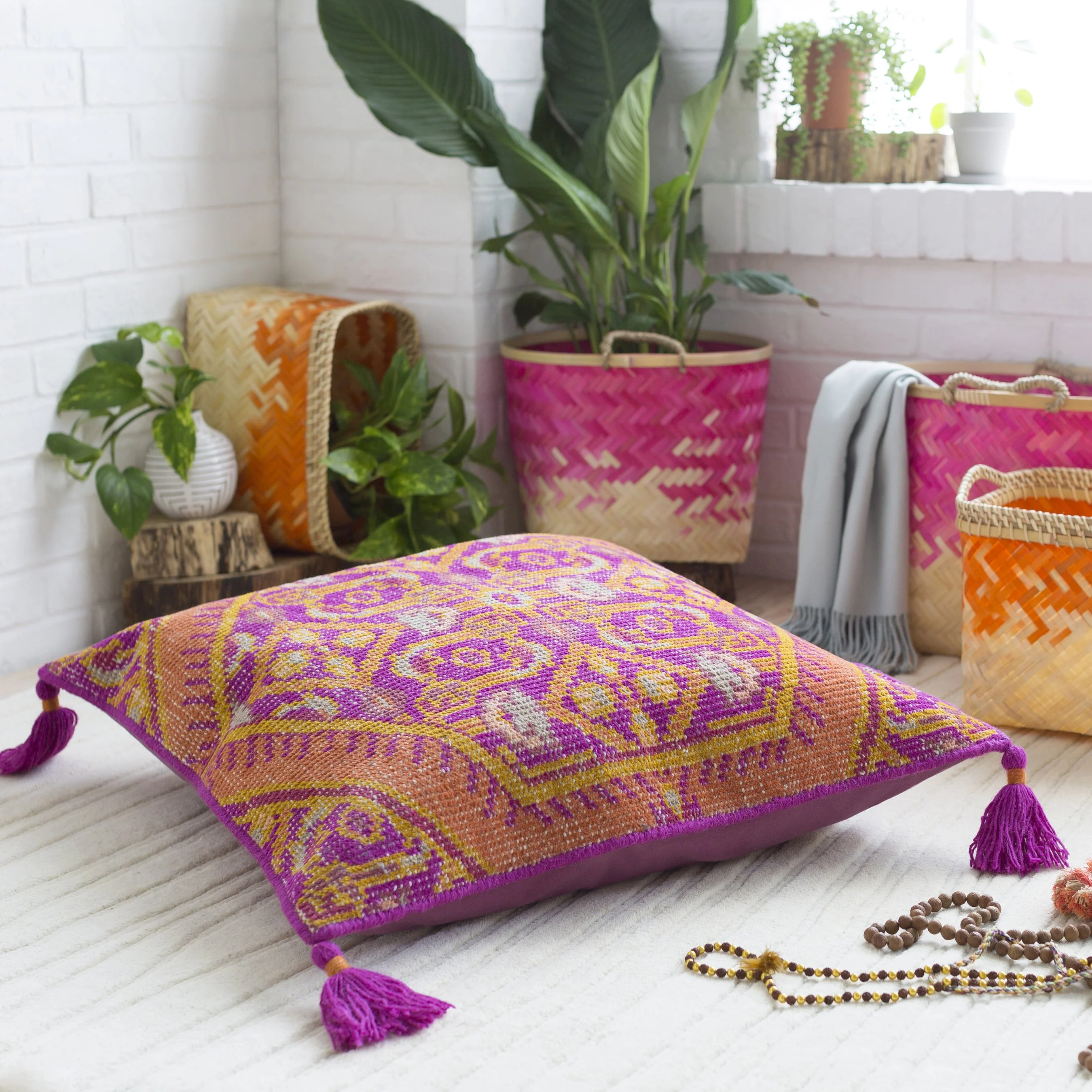 Zahra Indoor/Outdoor Pillow - Image 5